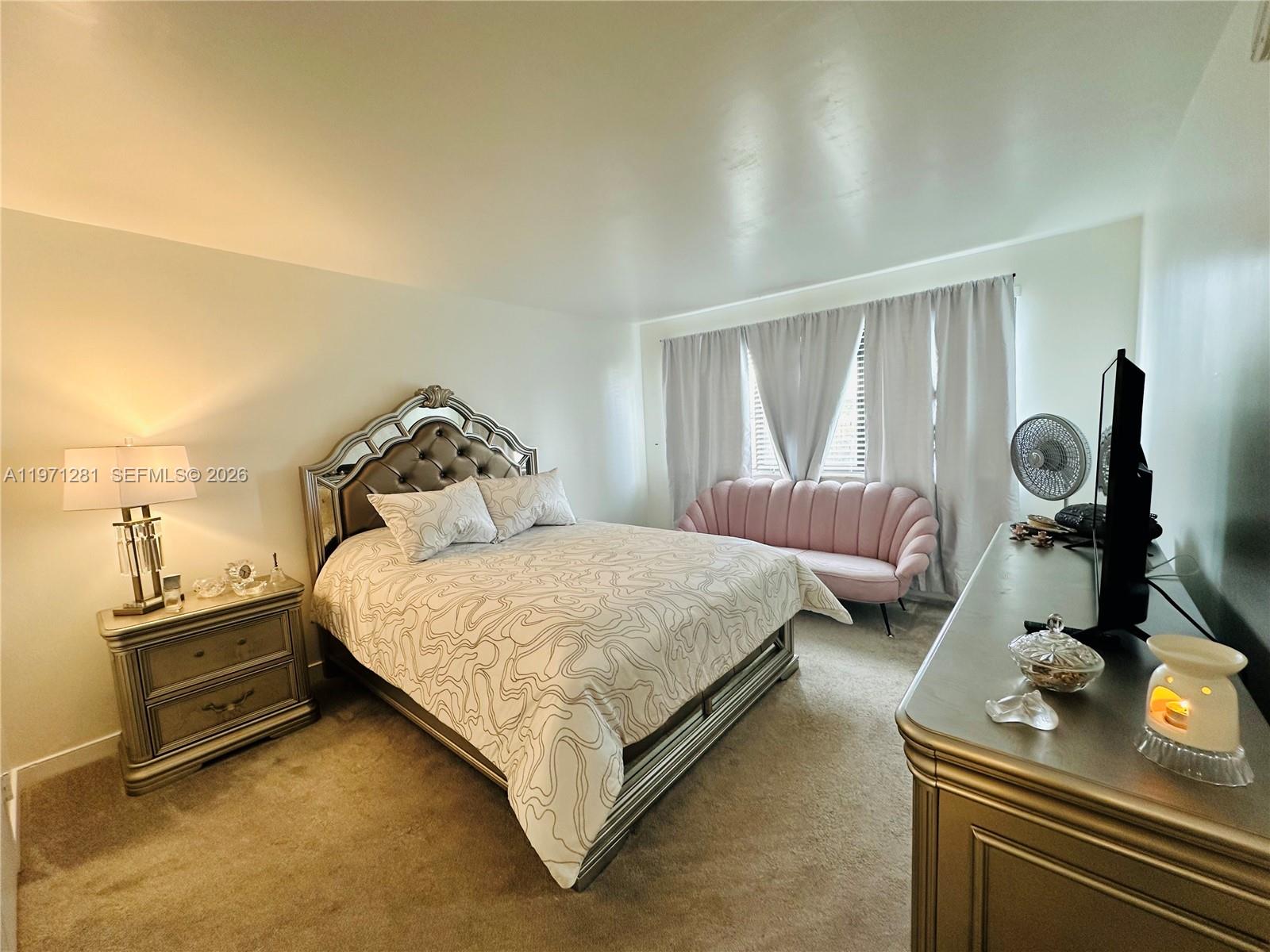 301 Golden Isles Drive 114 Property Photo 4