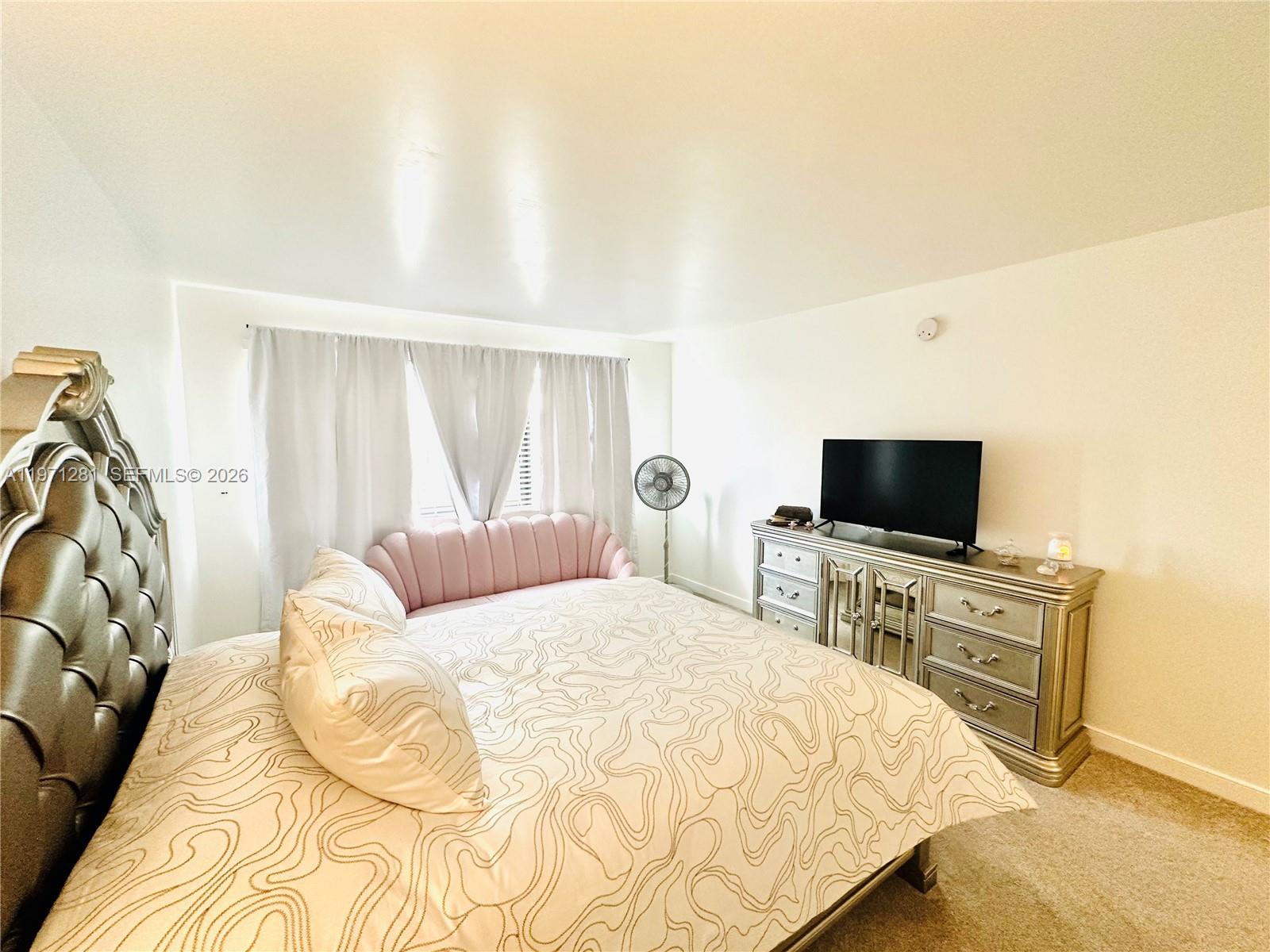 301 Golden Isles Drive 114 Property Photo 14