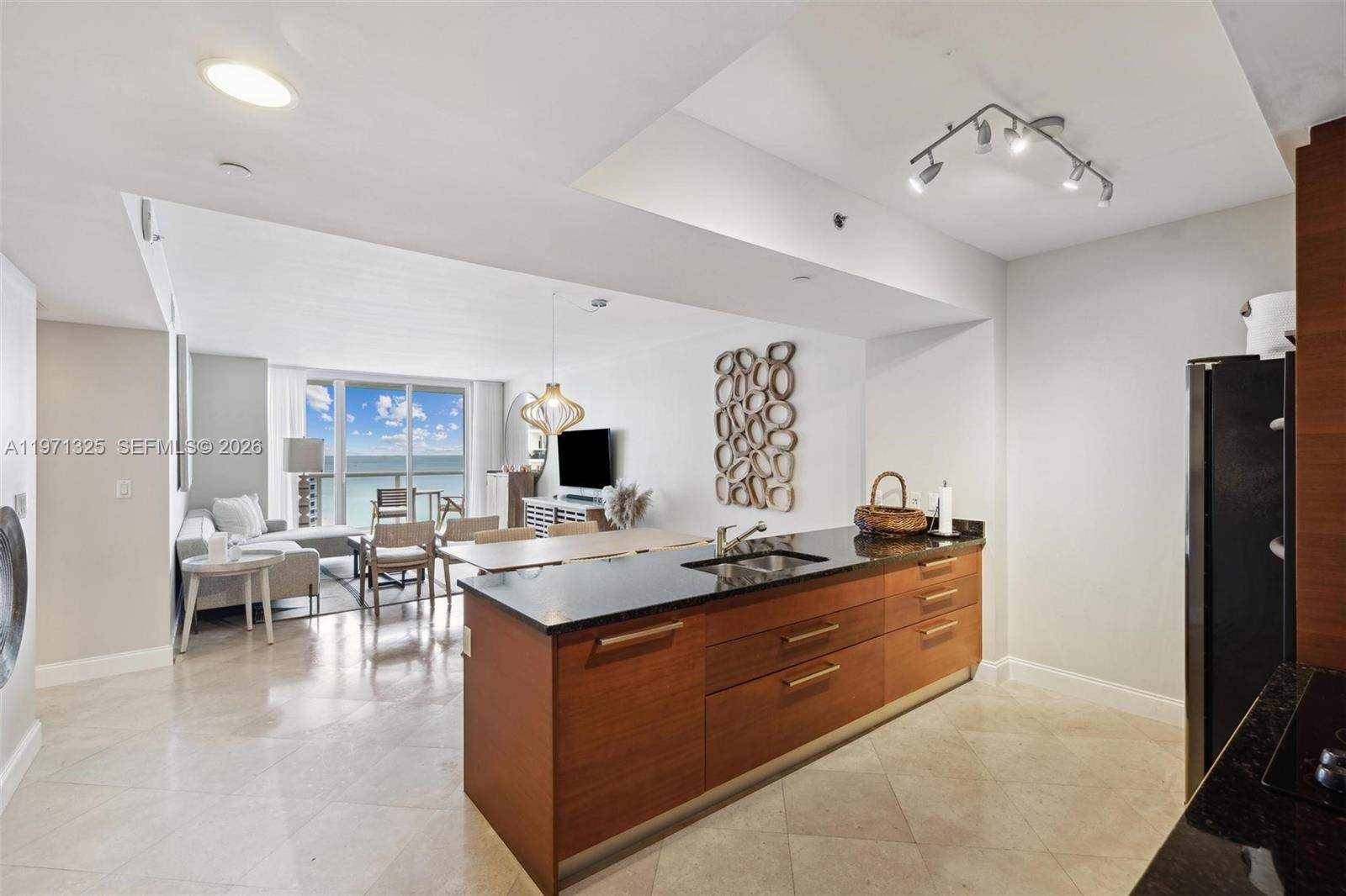 1830 S Ocean Drive 2811 Property Photo 9