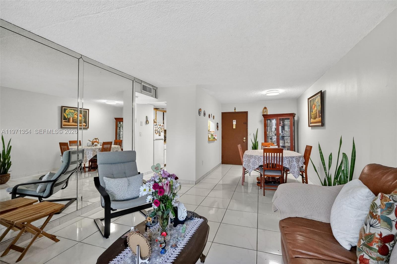 9678 Fontainebleau Boulevard 410 Property Photo 10