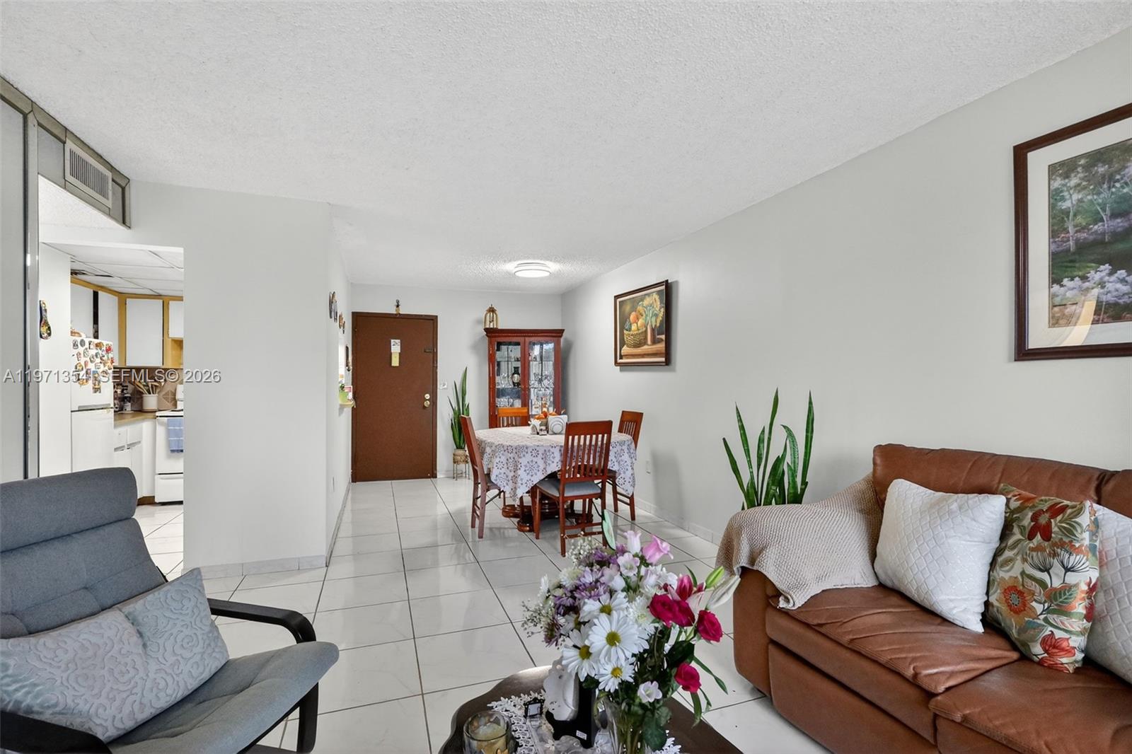 9678 Fontainebleau Boulevard 410 Property Photo 11