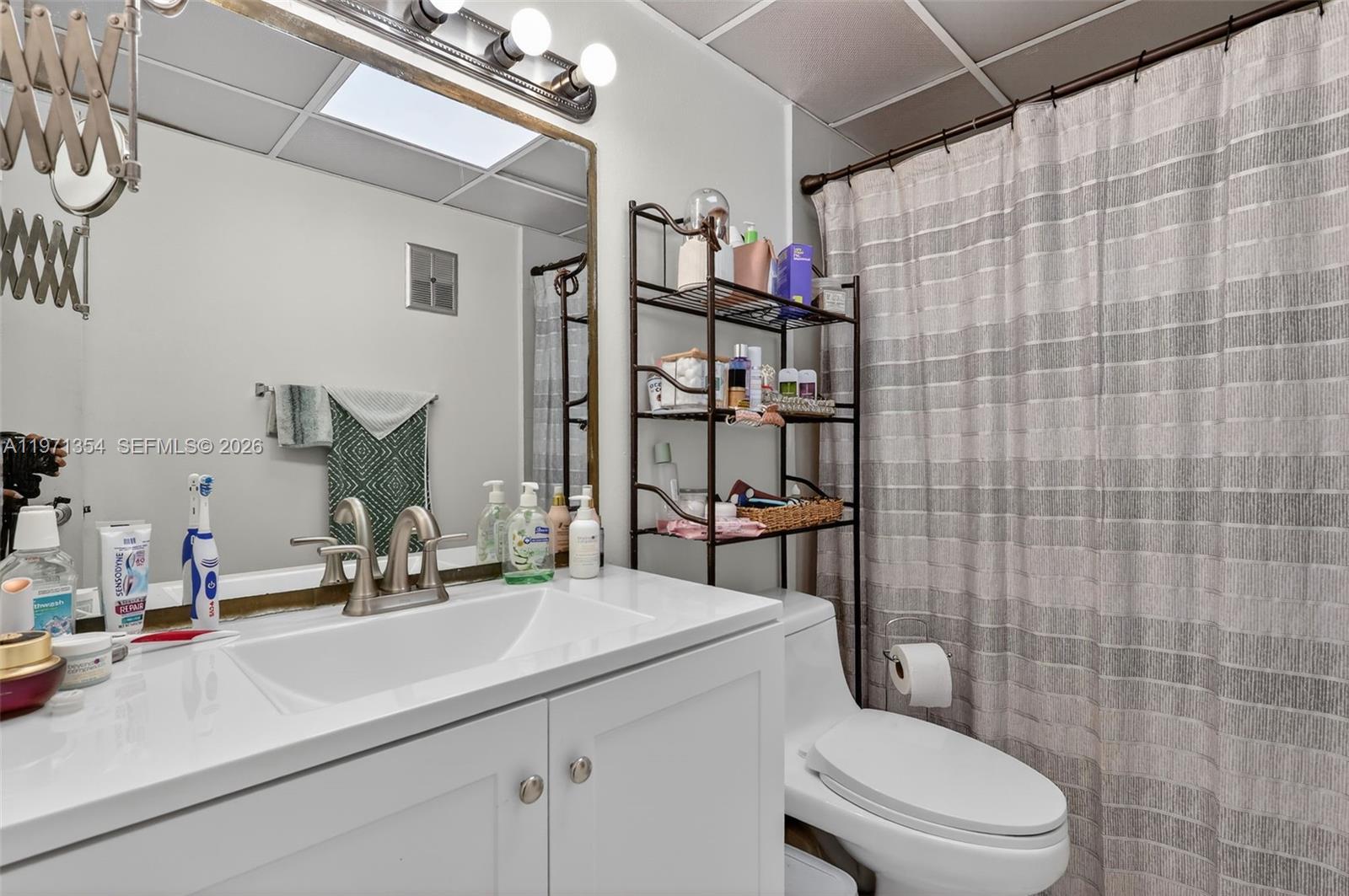9678 Fontainebleau Boulevard 410 Property Photo 18