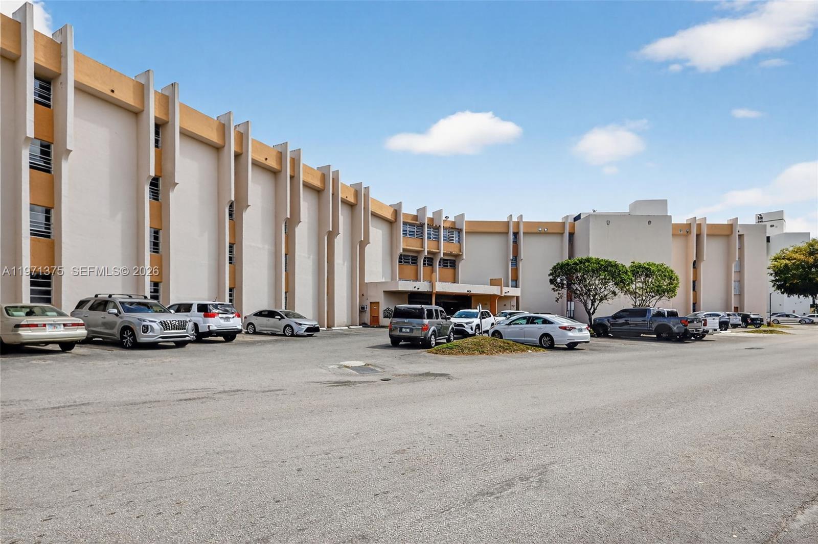 9678 Fontainebleau Boulevard 411 Property Photo 1
