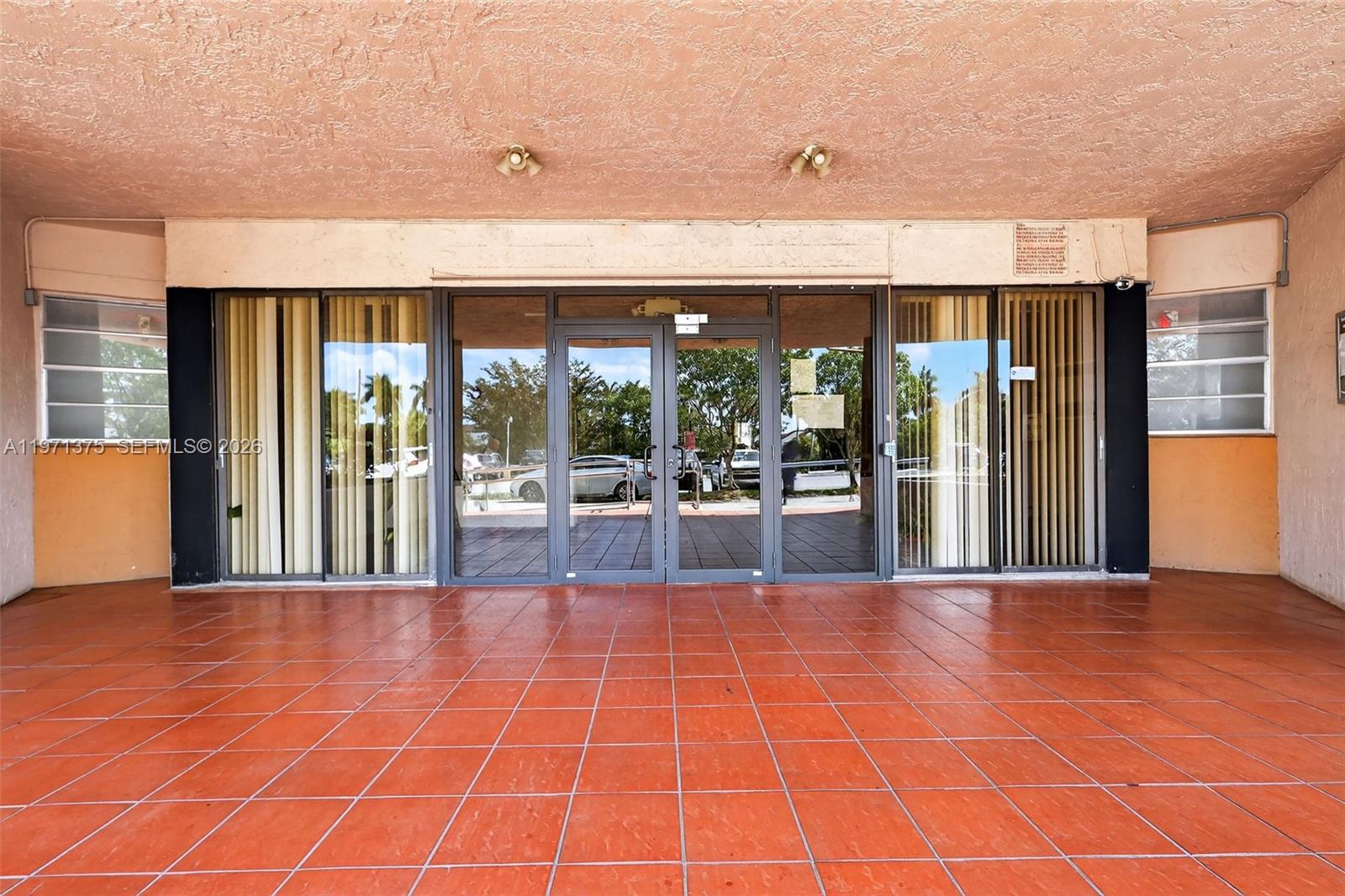 9678 Fontainebleau Boulevard 411 Property Photo 3