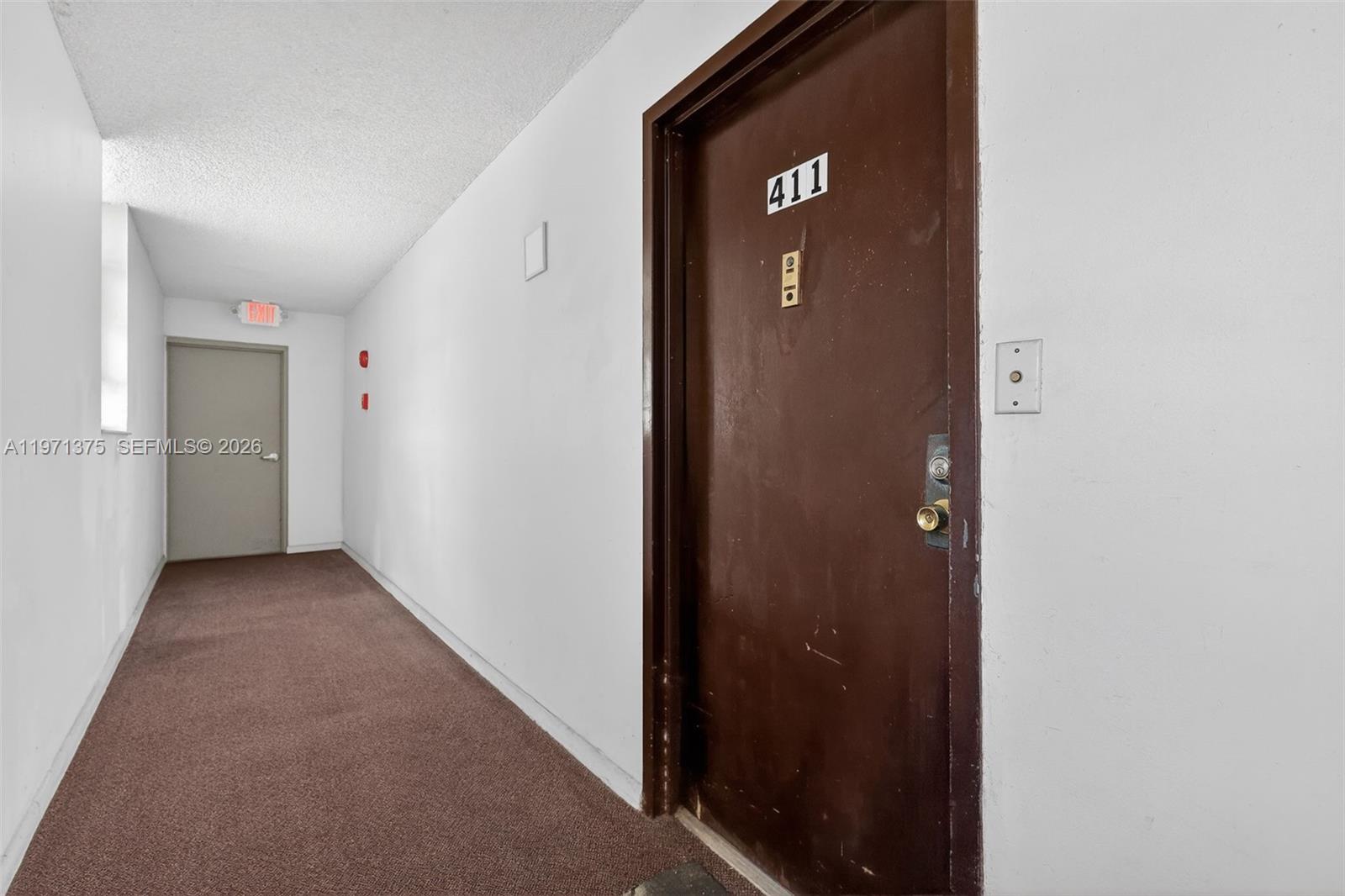 9678 Fontainebleau Boulevard 411 Property Photo 4