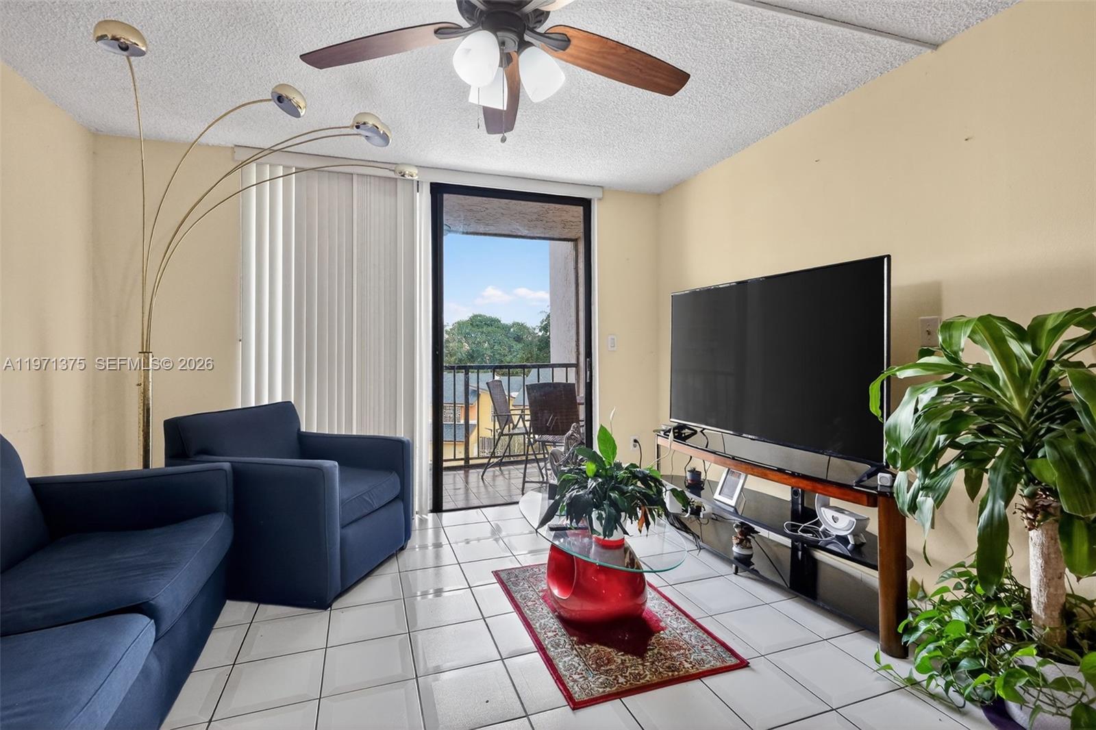 9678 Fontainebleau Boulevard 411 Property Photo 7