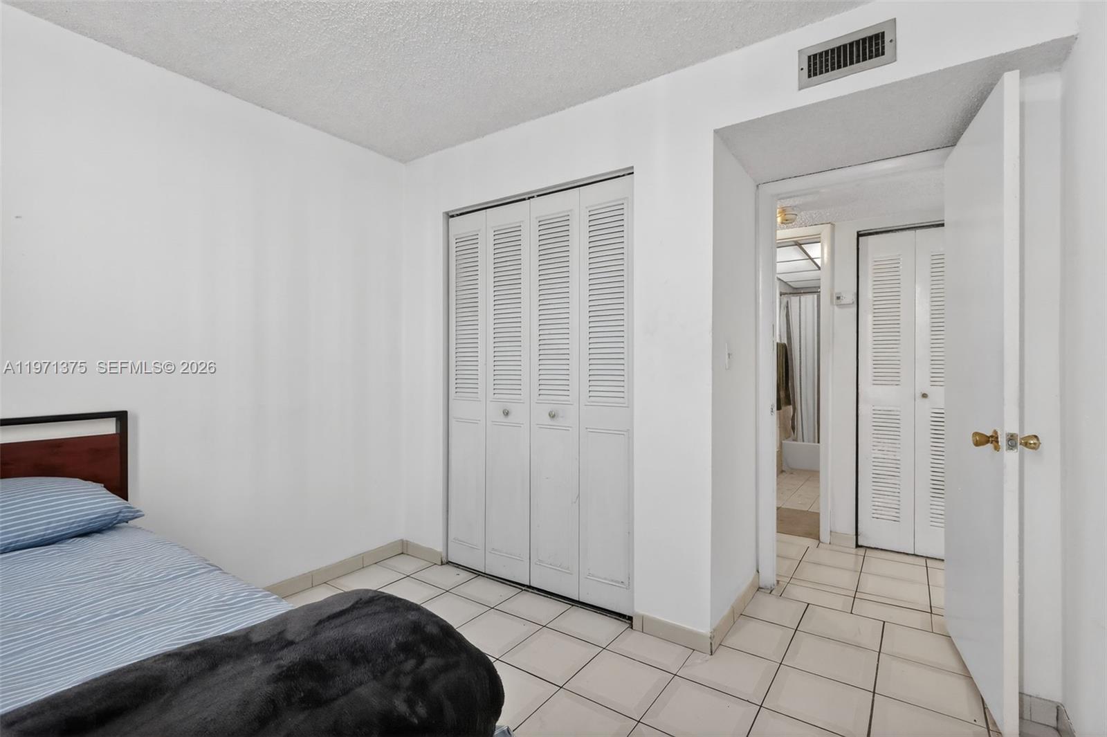 9678 Fontainebleau Boulevard 411 Property Photo 18