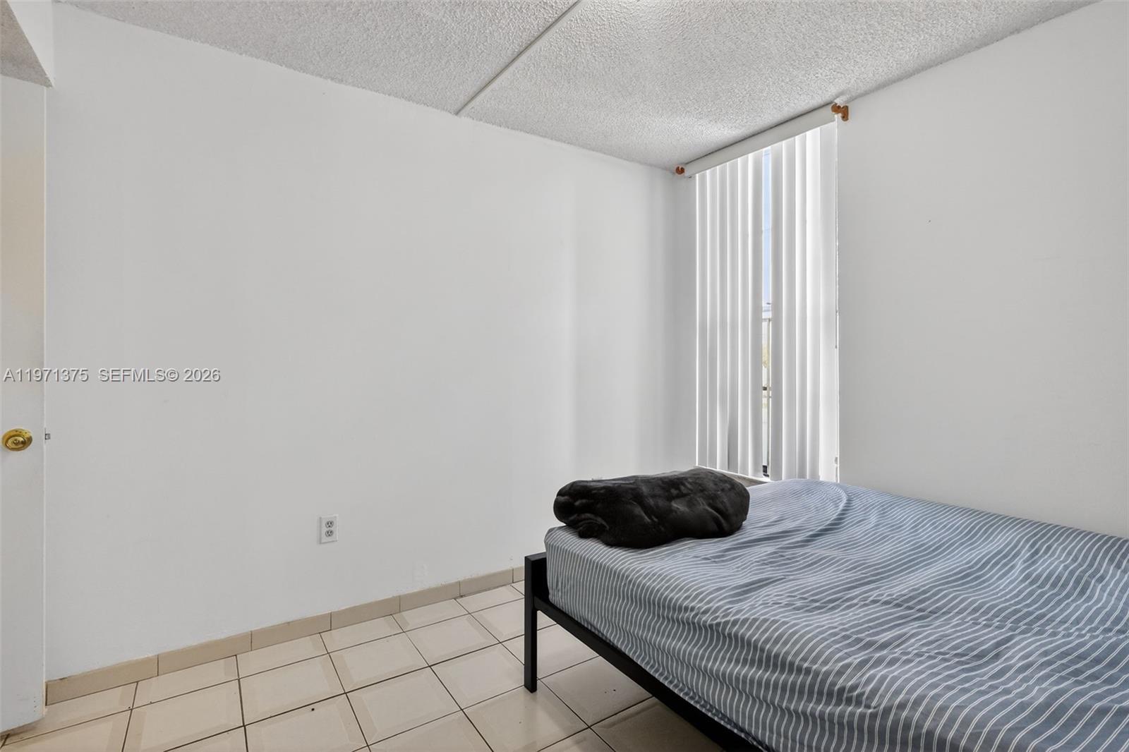 9678 Fontainebleau Boulevard 411 Property Photo 19