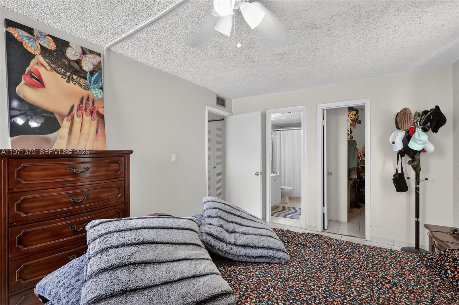9678 Fontainebleau Boulevard 411 Property Photo 26