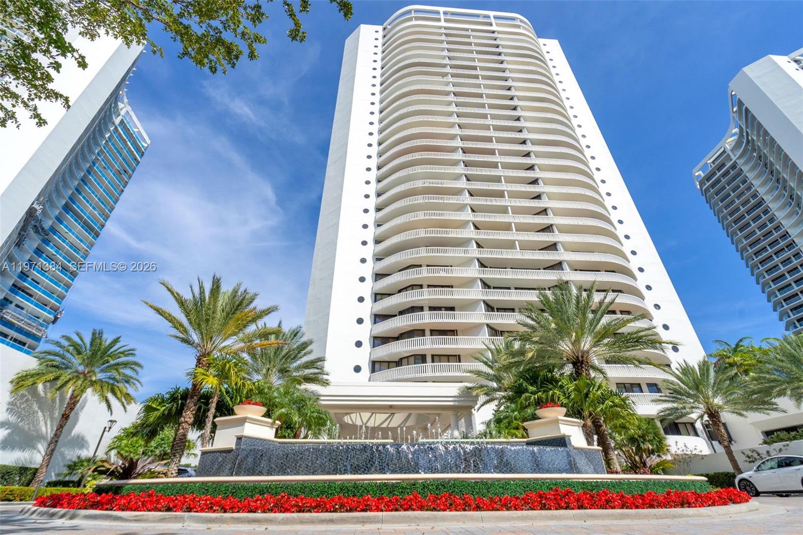 3000 Island Boulevard 2902 Property Photo 1