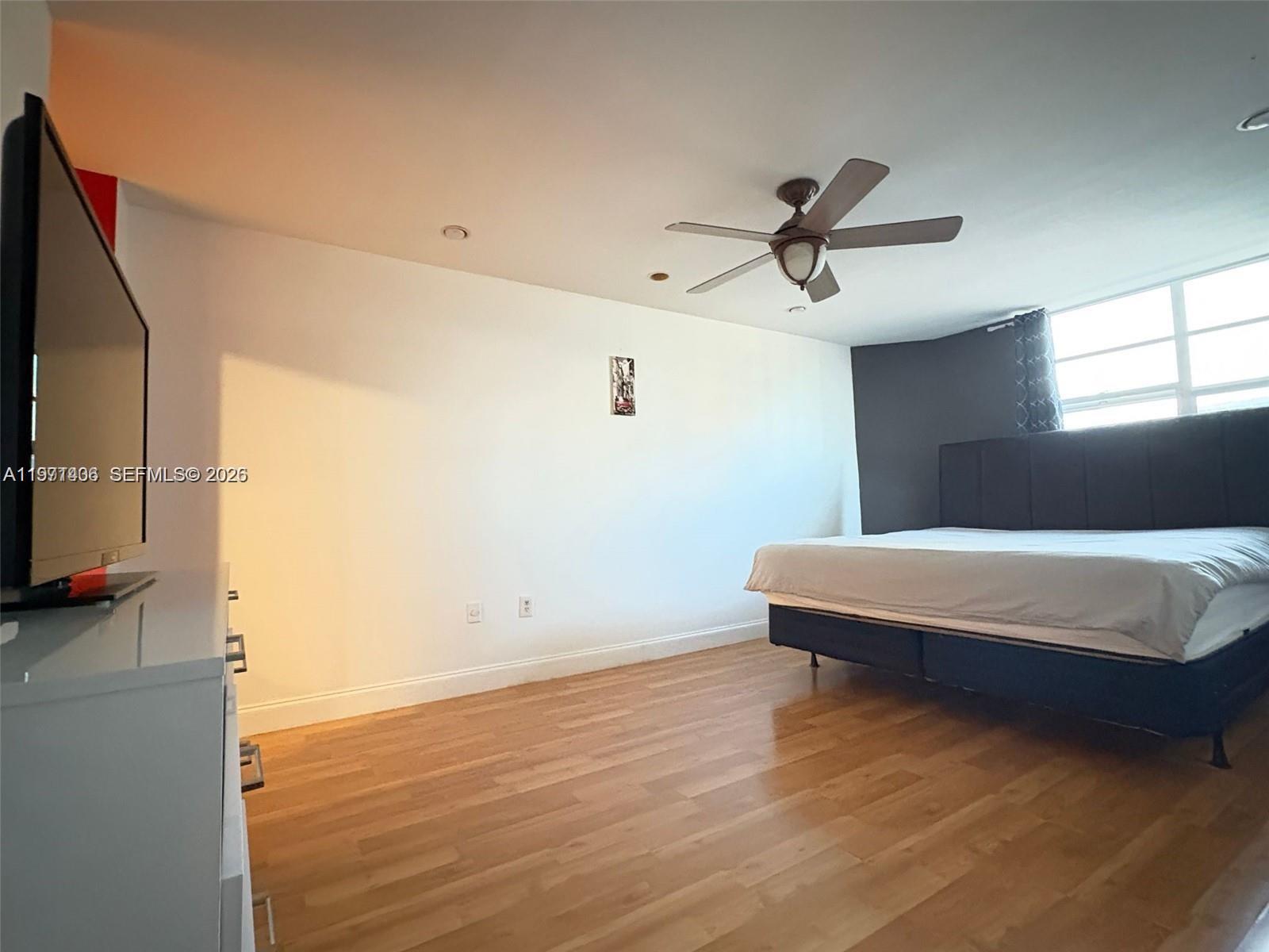 1965 S Ocean Drive 2f Property Photo 6