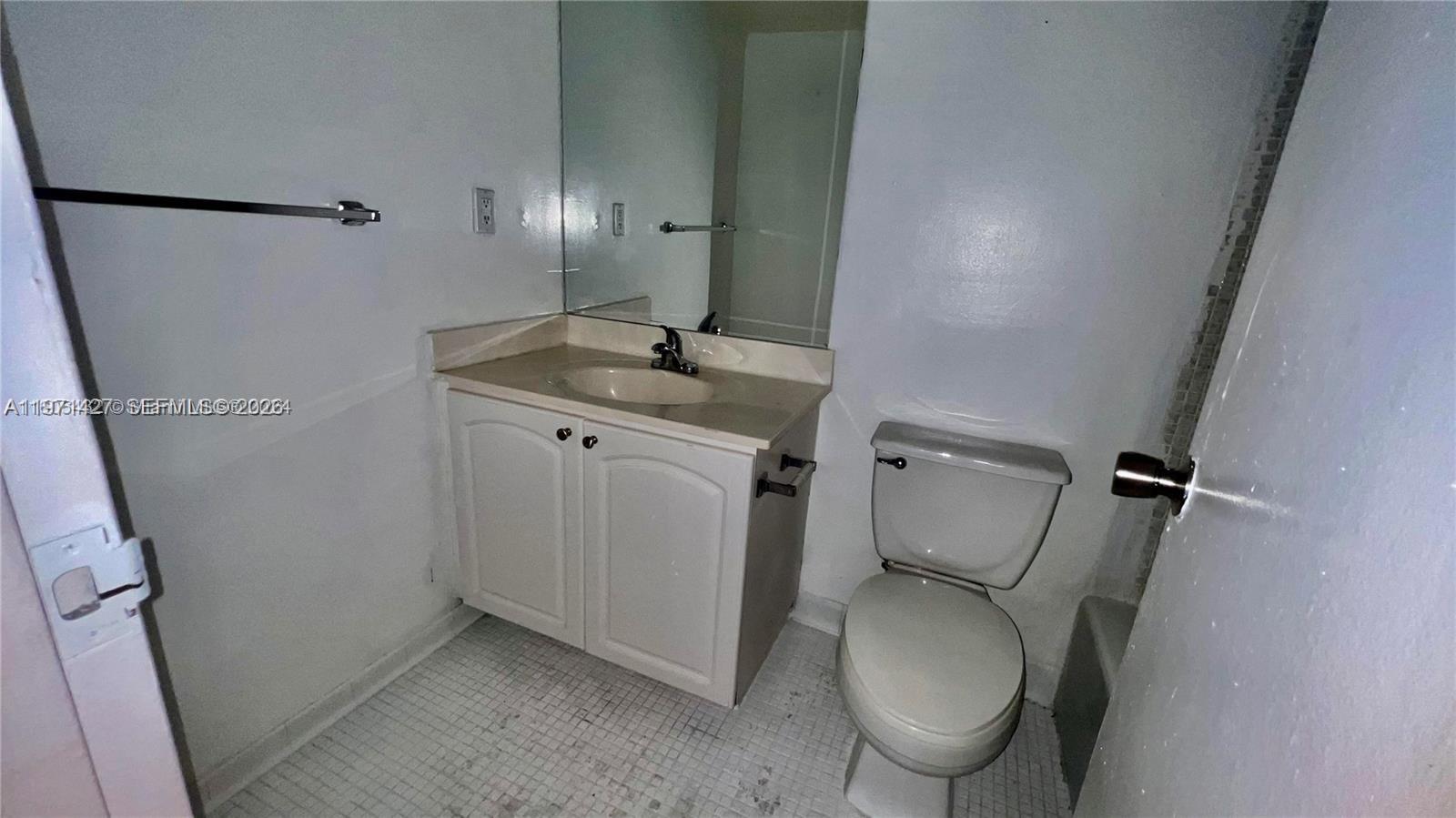 3901 S Ocean Drive 3c Property Photo 5