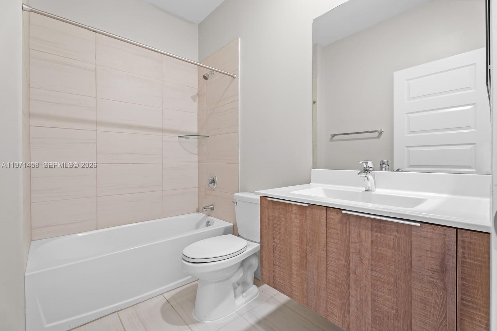 8058 Nw 105th Court Property Photo 11