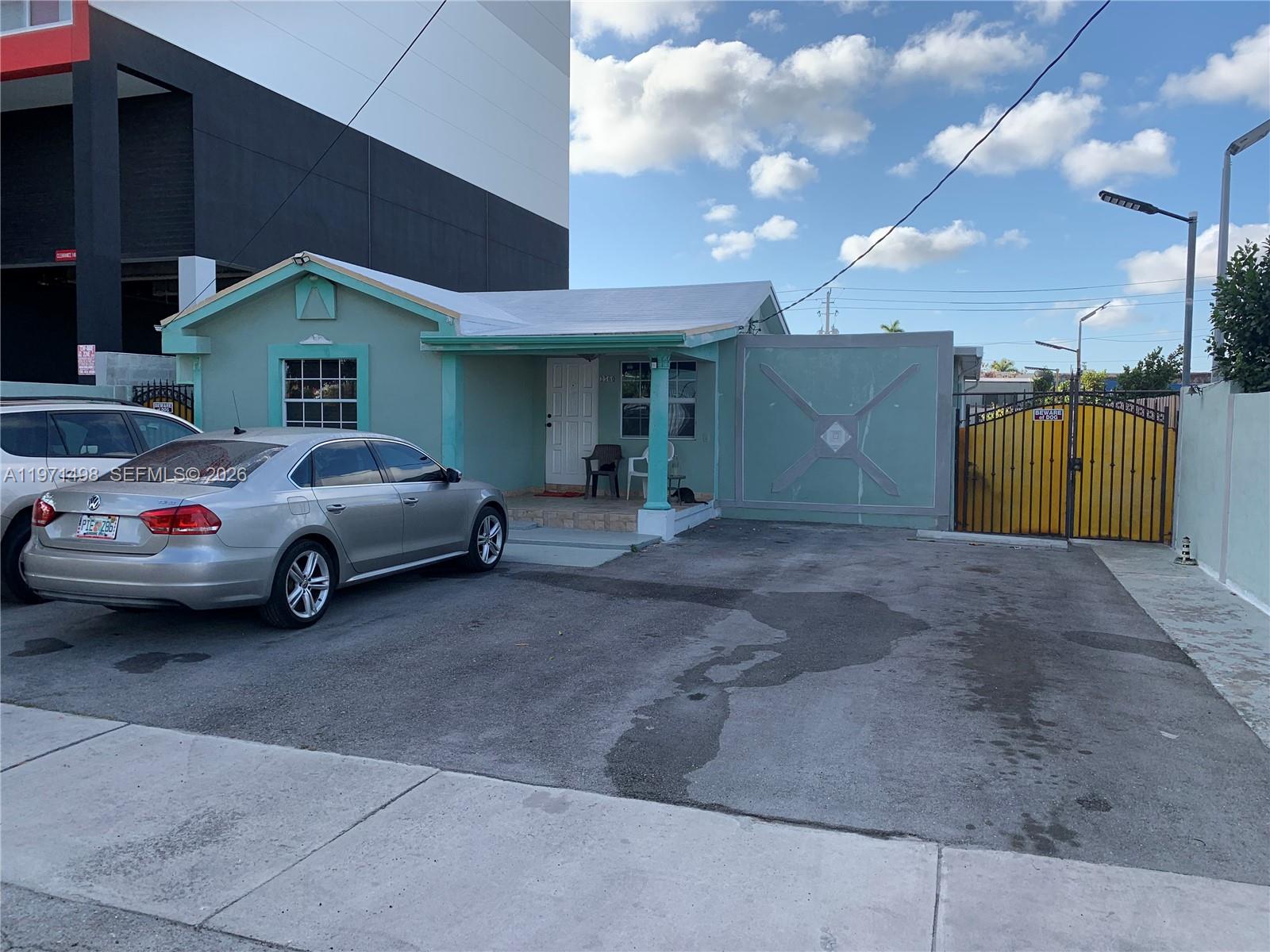 3560 Nw 35th Street Property Photo 1