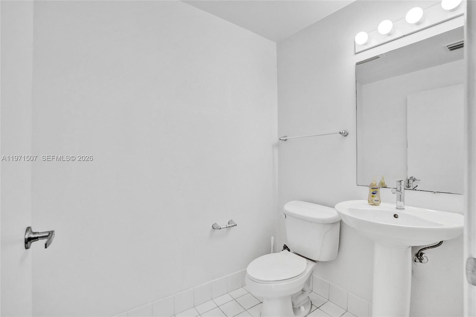 601 Ne 36th Street 1908 Property Photo 4