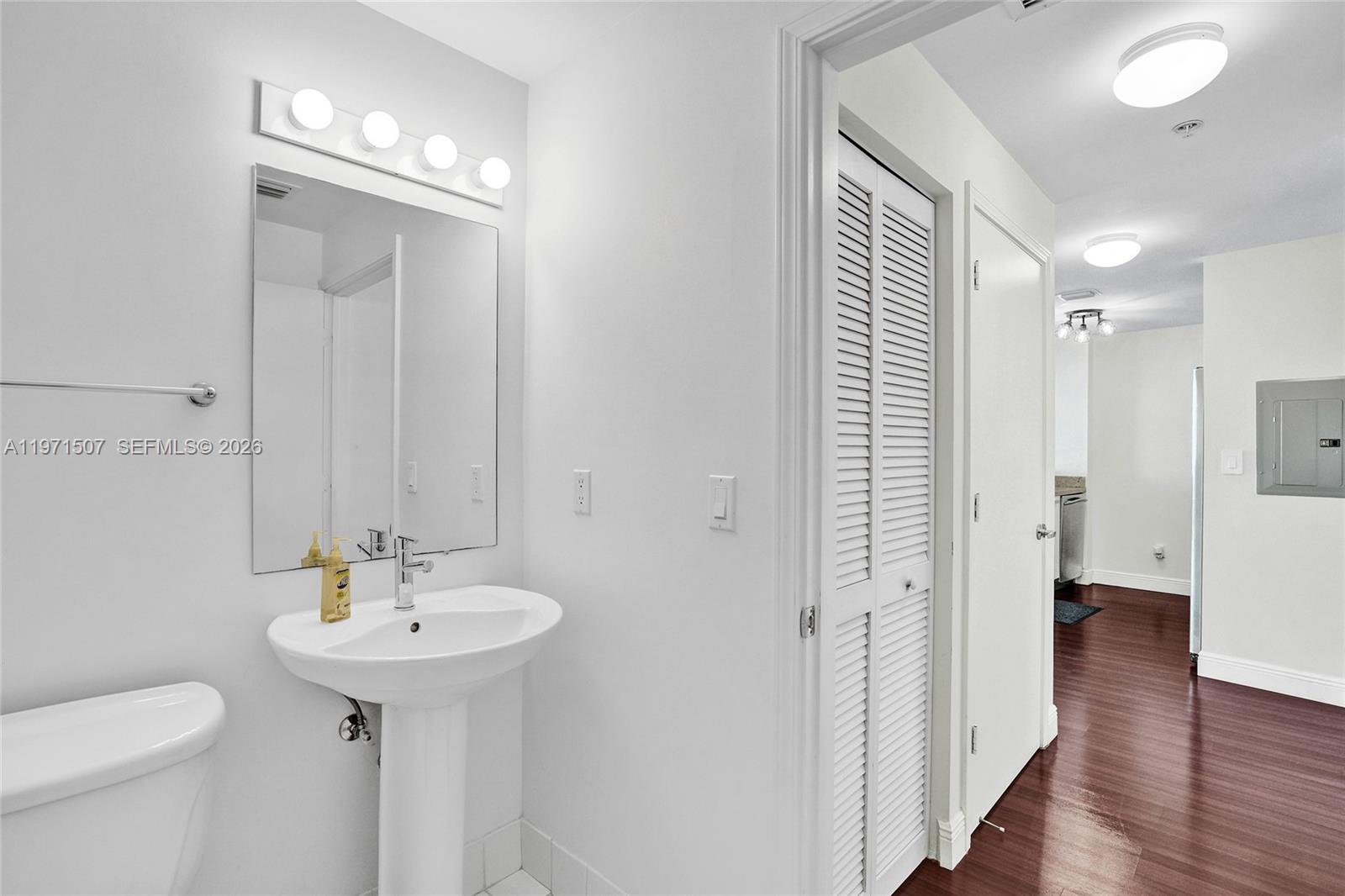 601 Ne 36th Street 1908 Property Photo 5