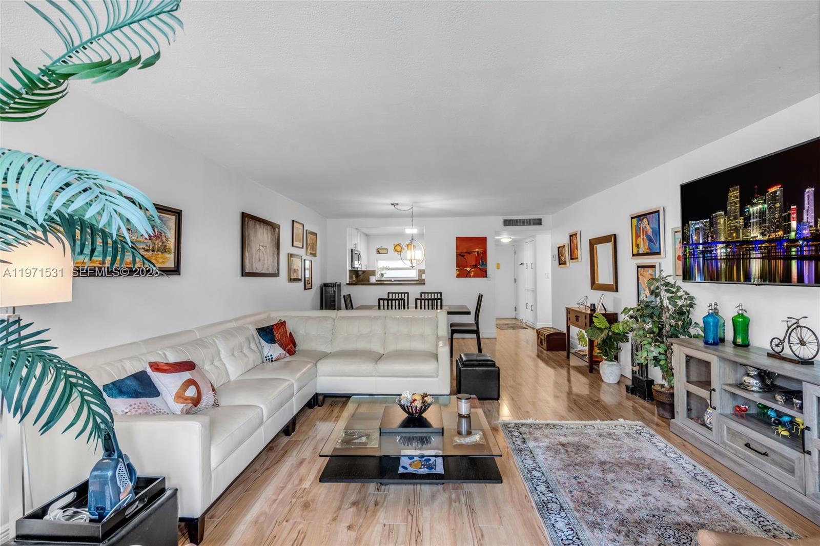 100 Ocean Lane Drive 301 Property Photo 6