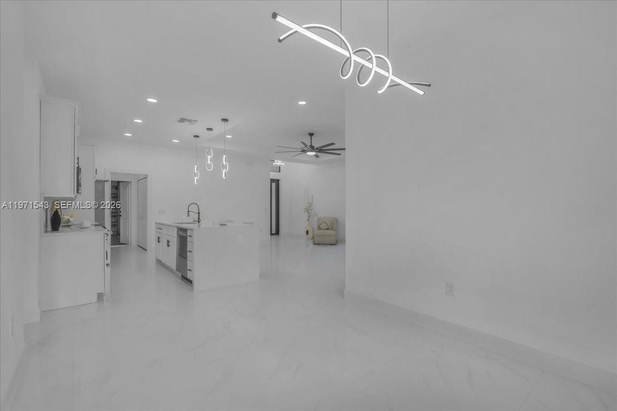 1201 Johns Avenue Property Photo 18