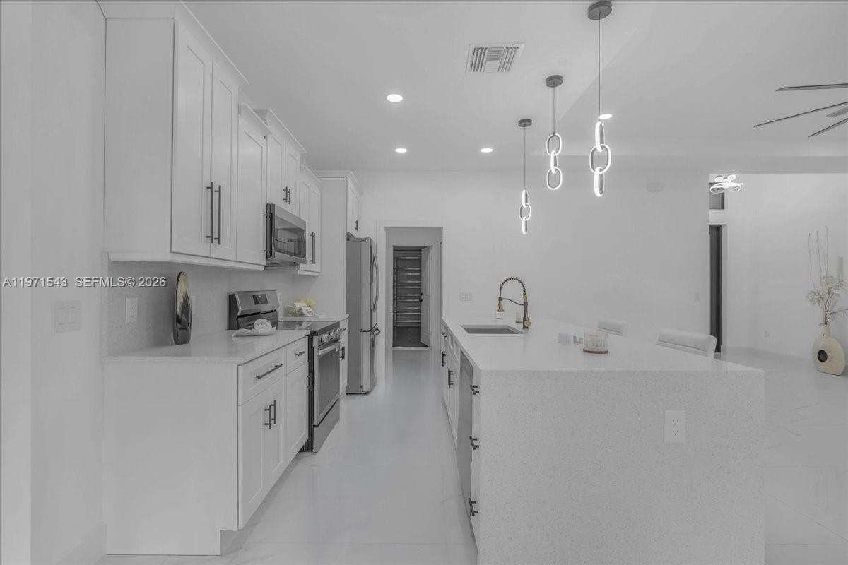 1201 Johns Avenue Property Photo 20