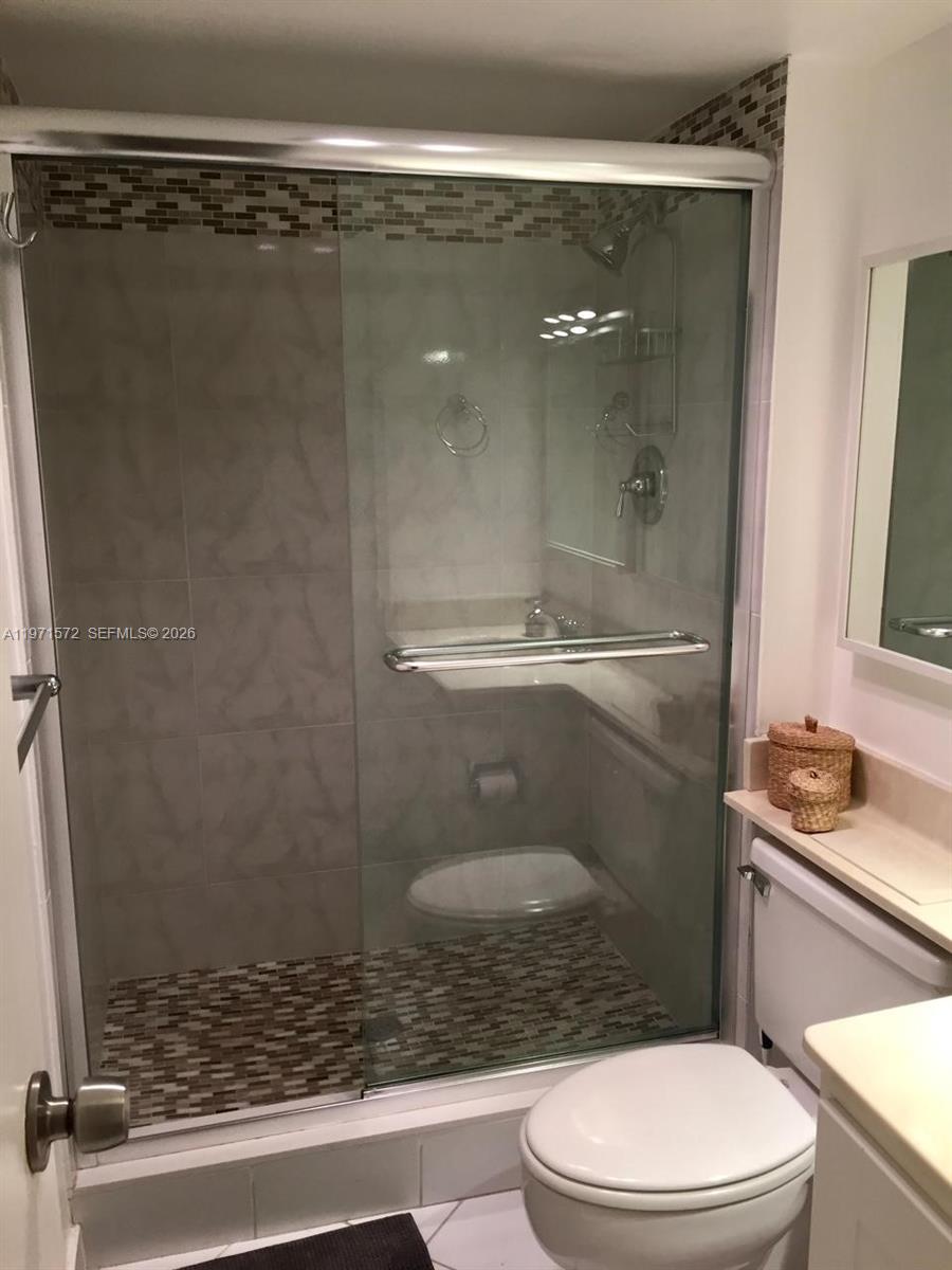 100 Bayview Drive 516 Property Photo 28