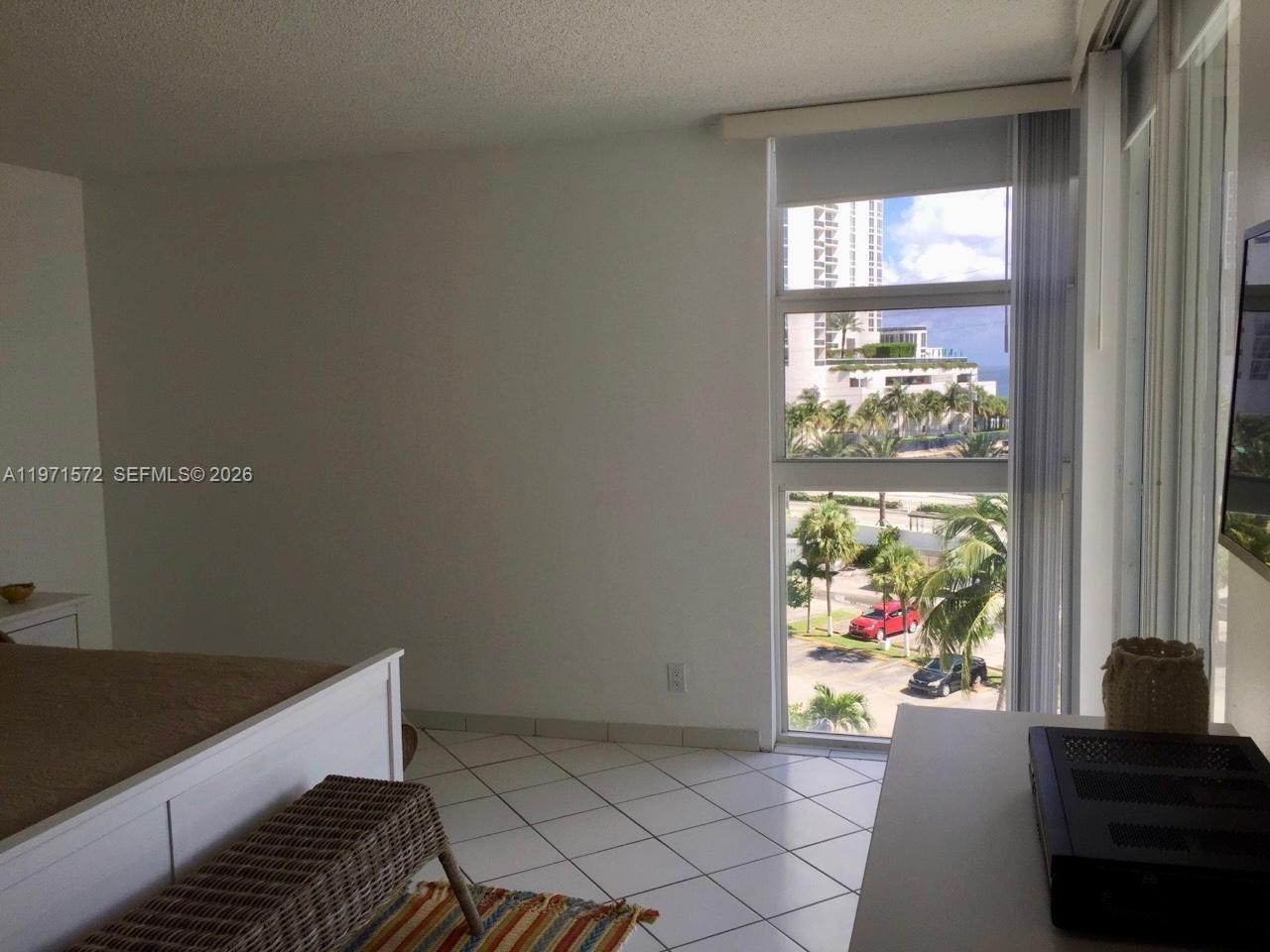 100 Bayview Drive 516 Property Photo 35