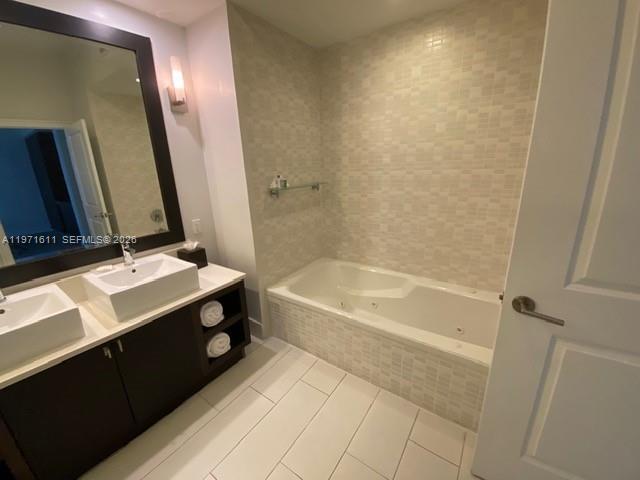 5300 Nw 87th Avenue 316 Property Photo 38