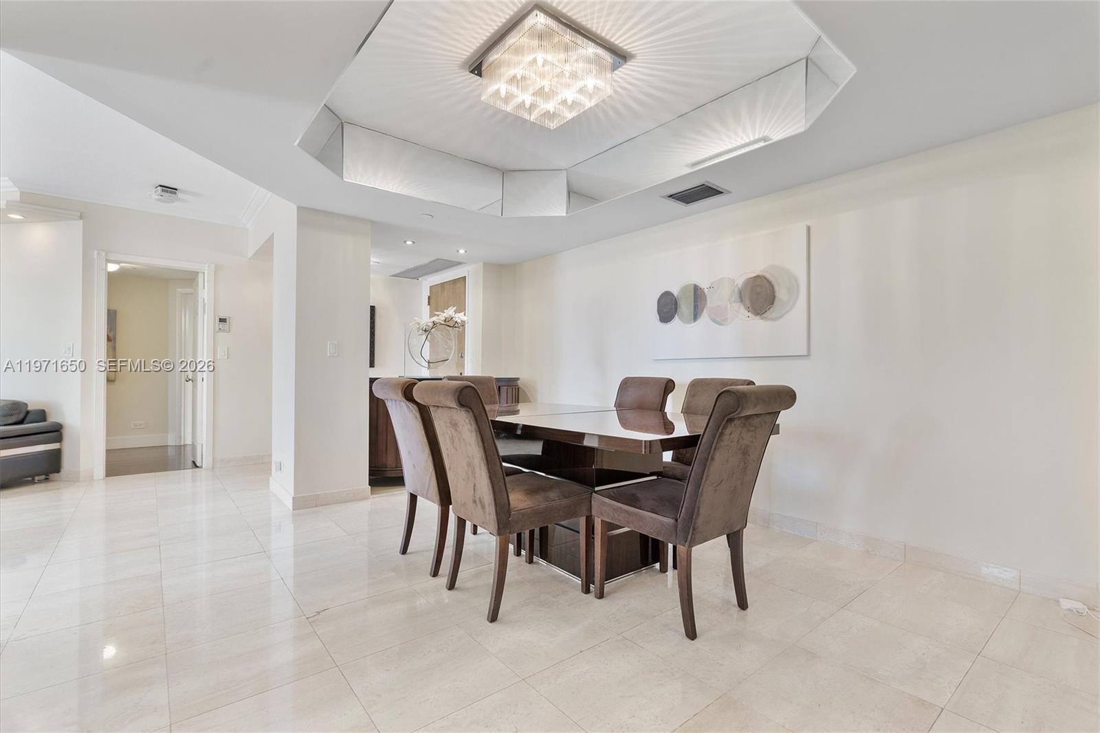 20191 E Country Club Drive 510 Property Photo 7