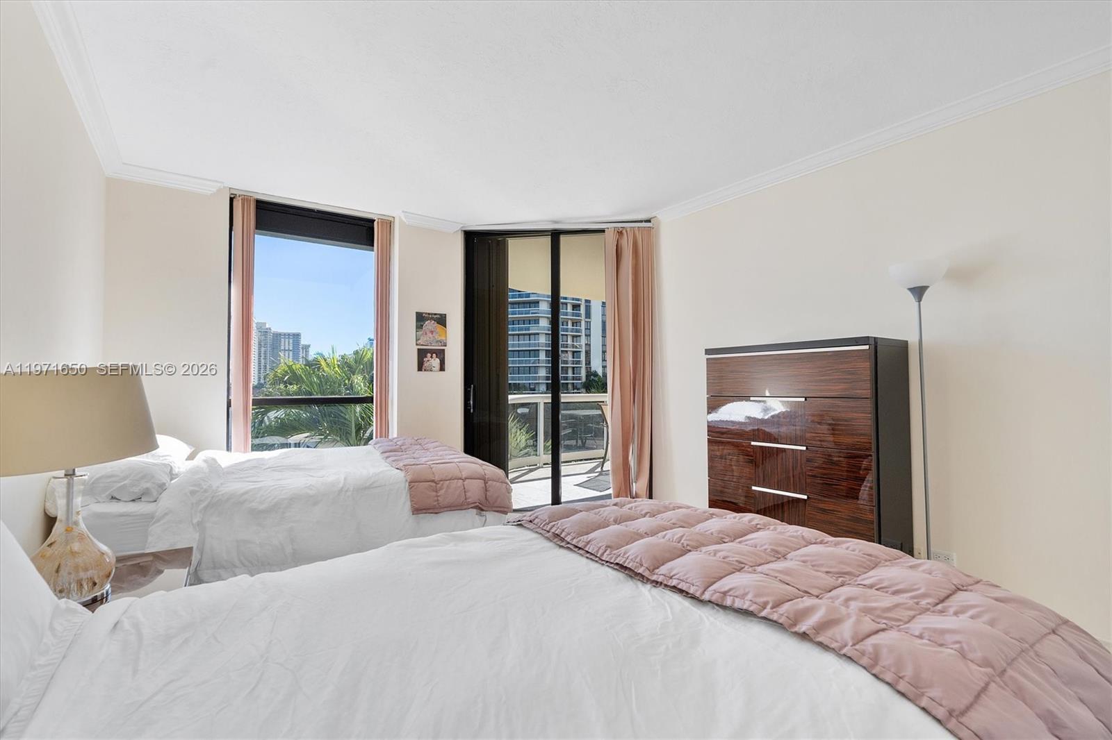 20191 E Country Club Drive 510 Property Photo 19