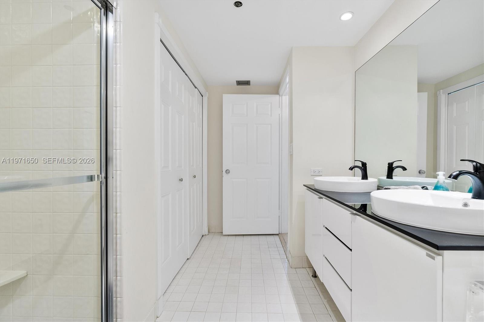 20191 E Country Club Drive 510 Property Photo 21
