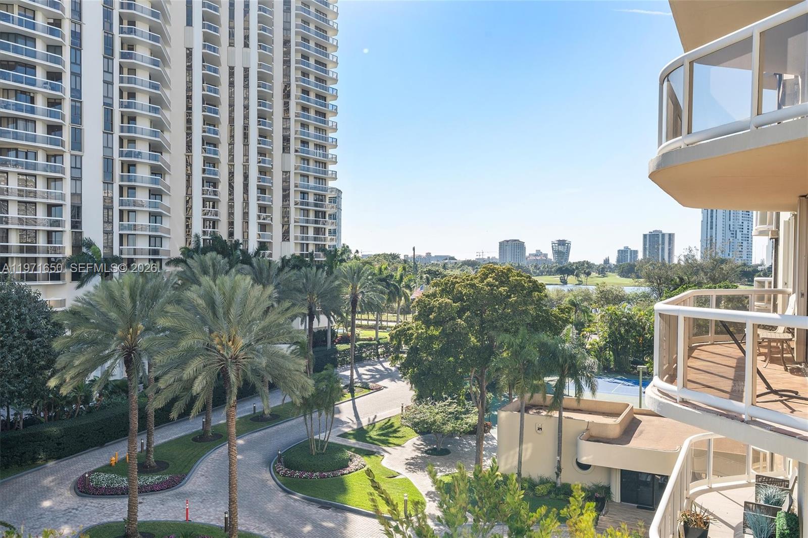 20191 E Country Club Drive 510 Property Photo 24