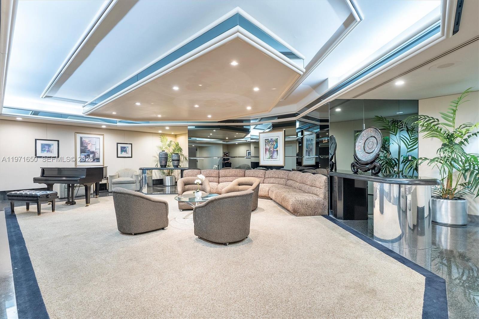 20191 E Country Club Drive 510 Property Photo 31