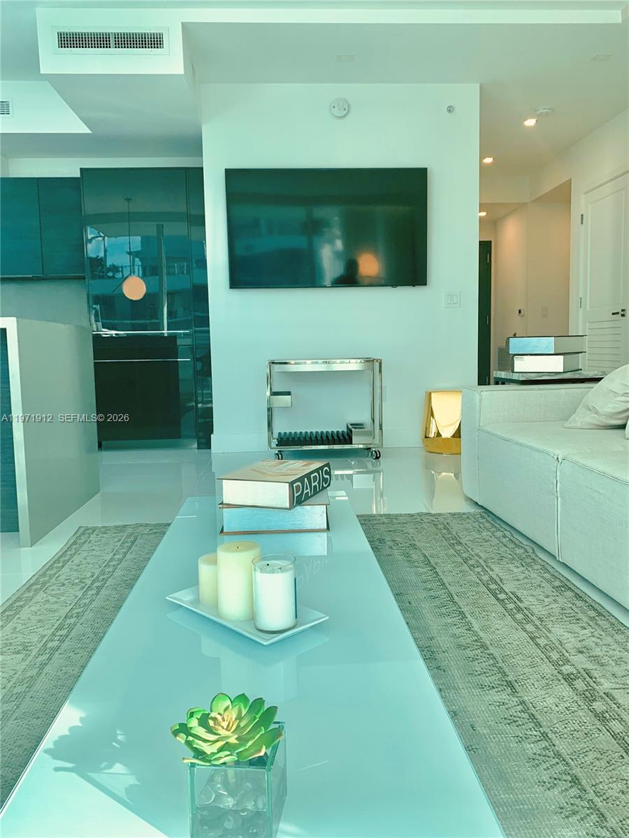 1080 Brickell Avenue 4009 Property Photo 8