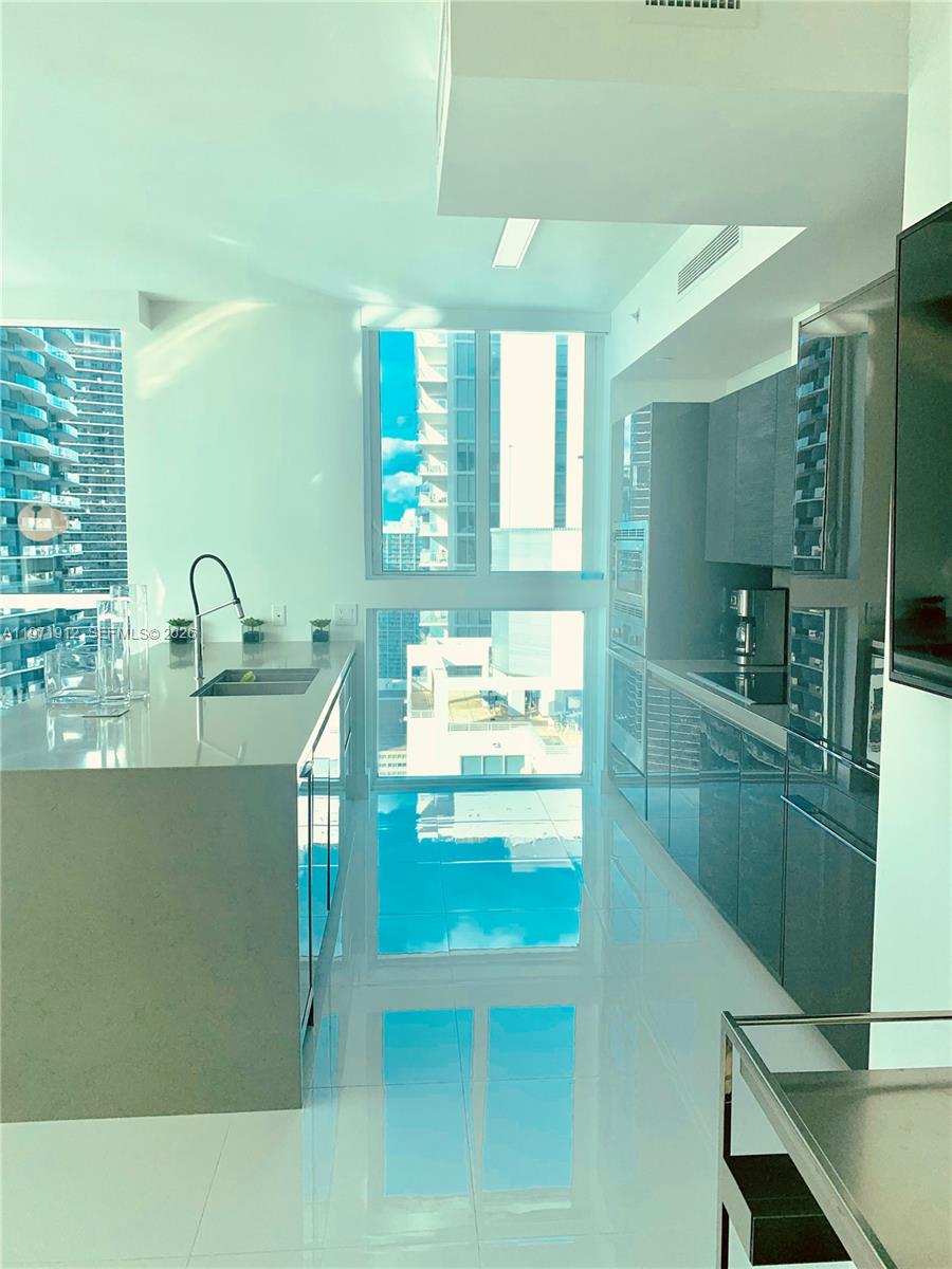 1080 Brickell Avenue 4009 Property Photo 22