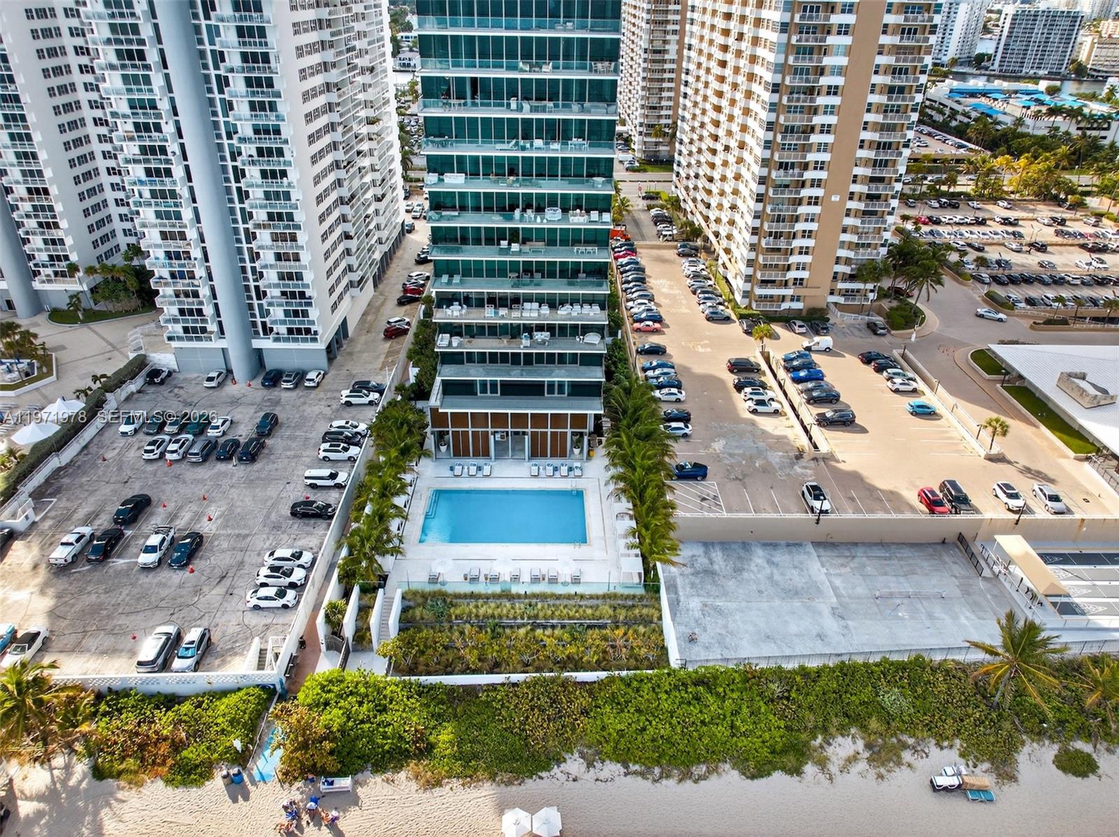 2000 S Ocean Drive 14b Property Photo 59