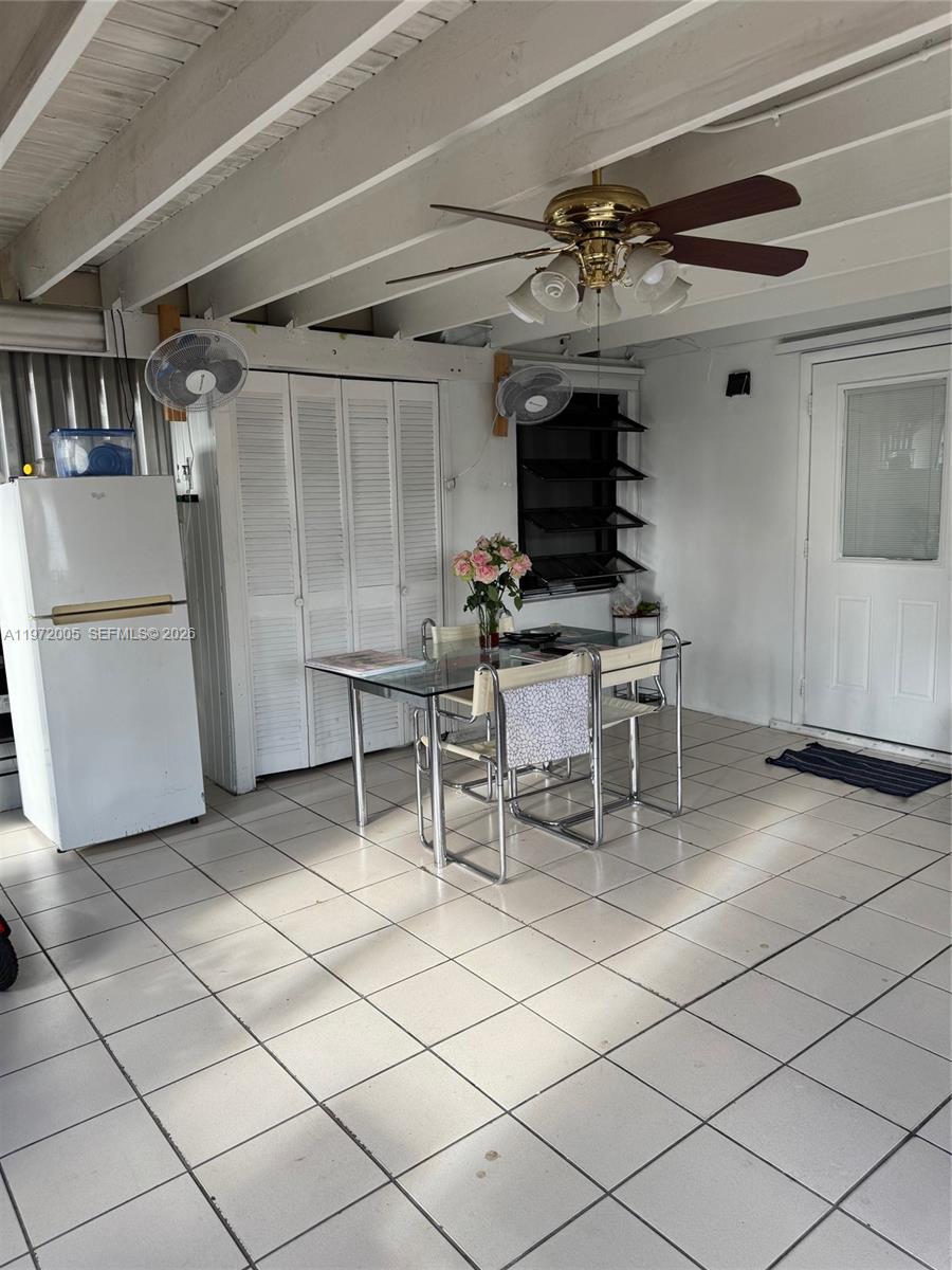 952 E 19th Street Property Photo 10