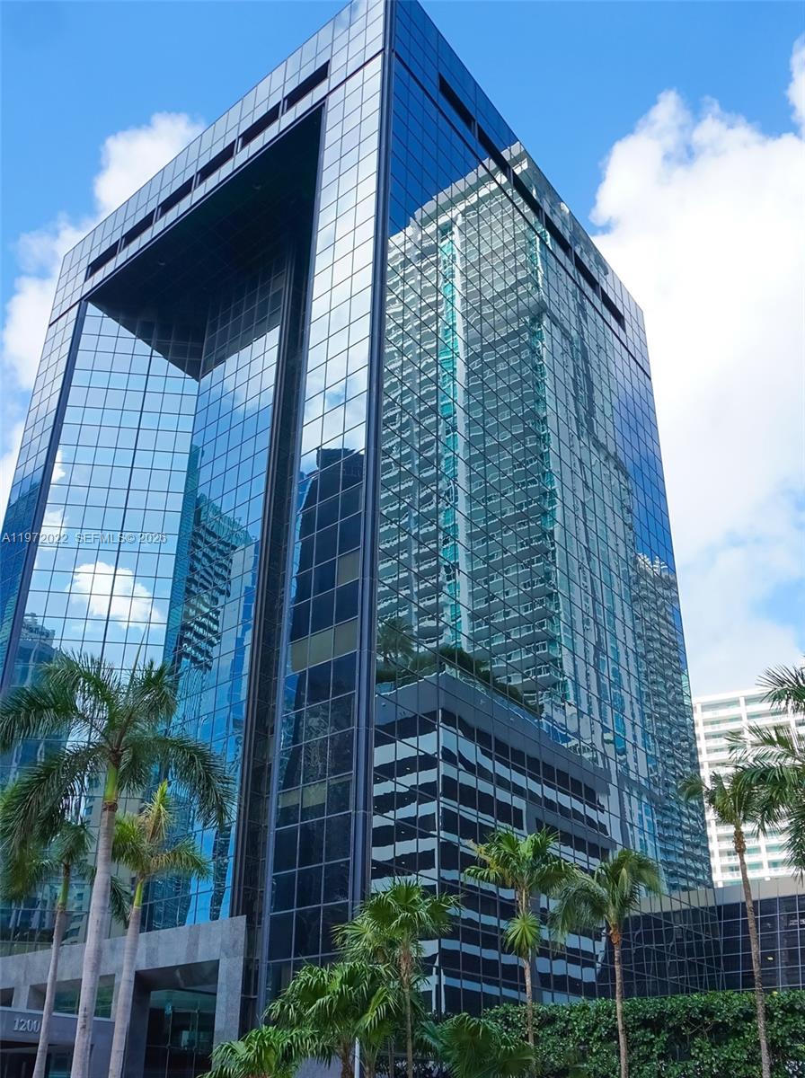 1200 Brickell Avenue 505-b Property Photo 1