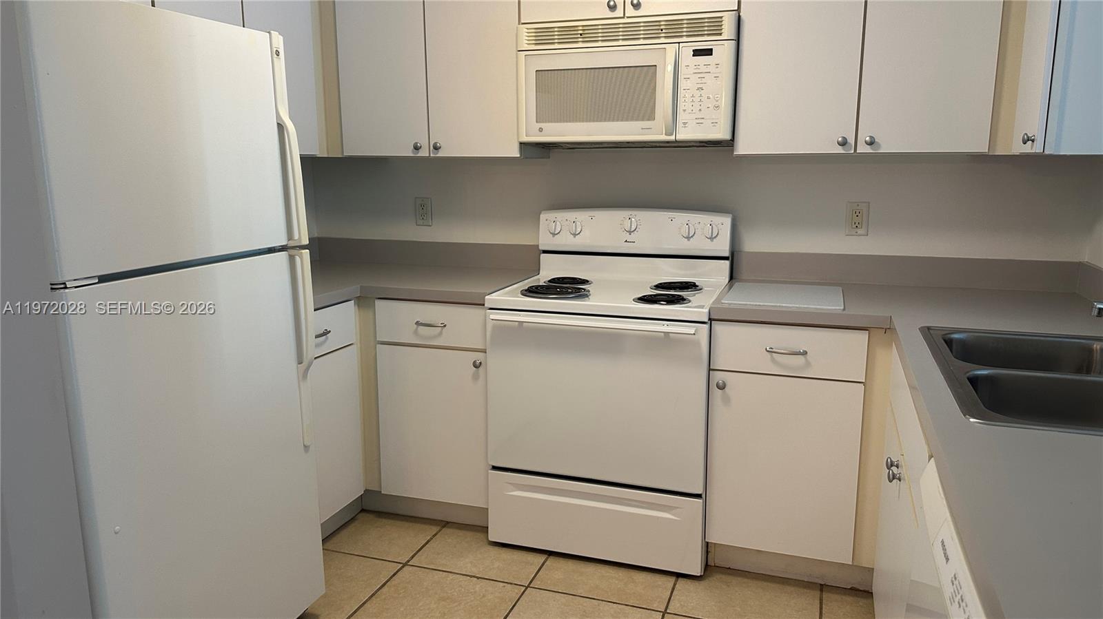 1250 S Miami Avenue 1012 Property Photo 1