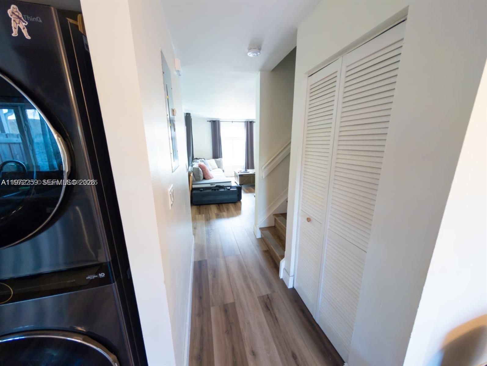 A11972259 Property Photo 6