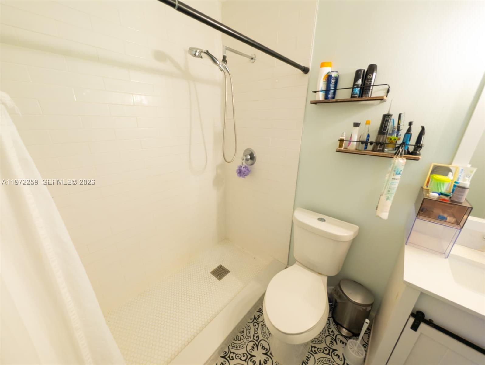 A11972259 Property Photo 17