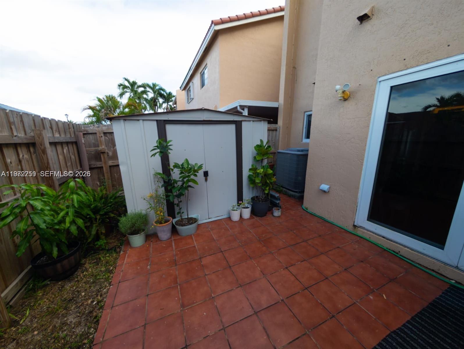 A11972259 Property Photo 22