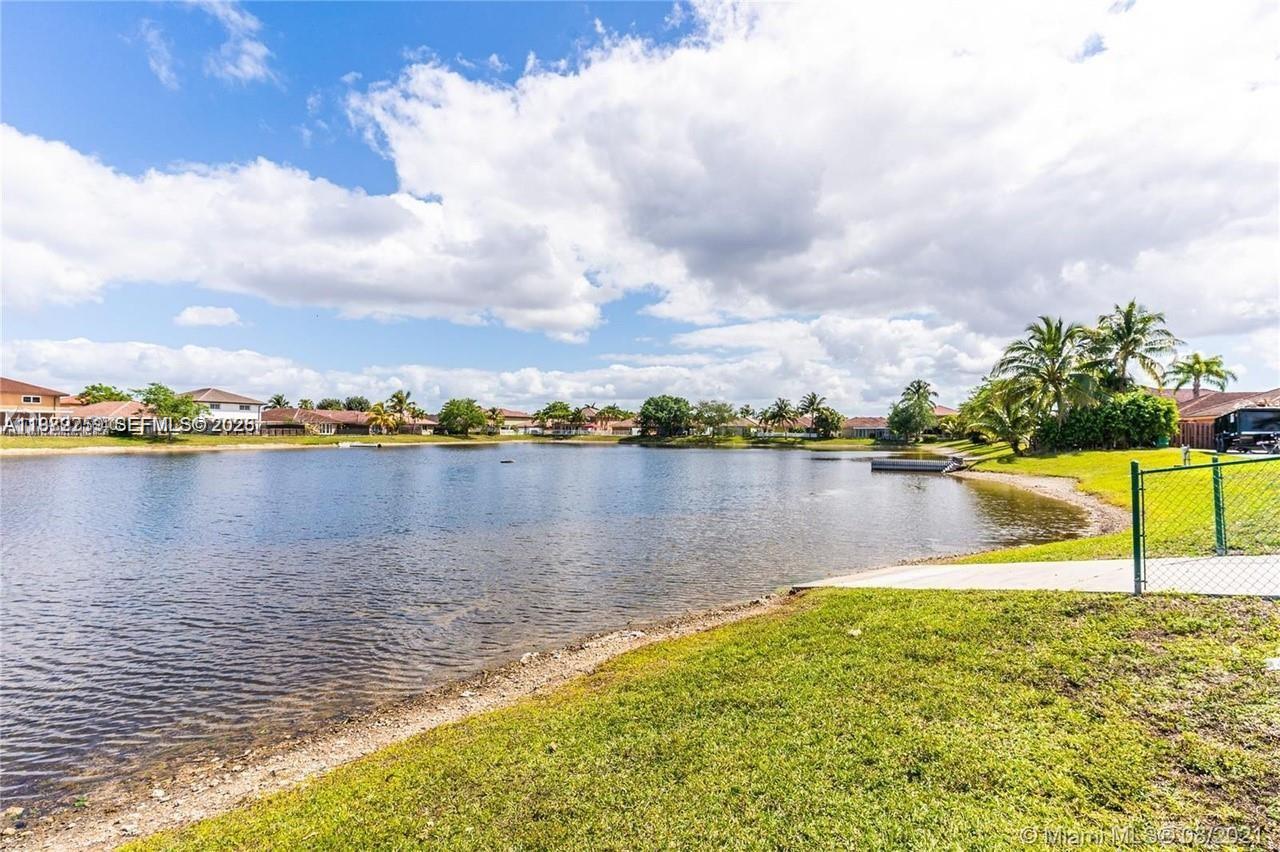 A11972259 Property Photo 29