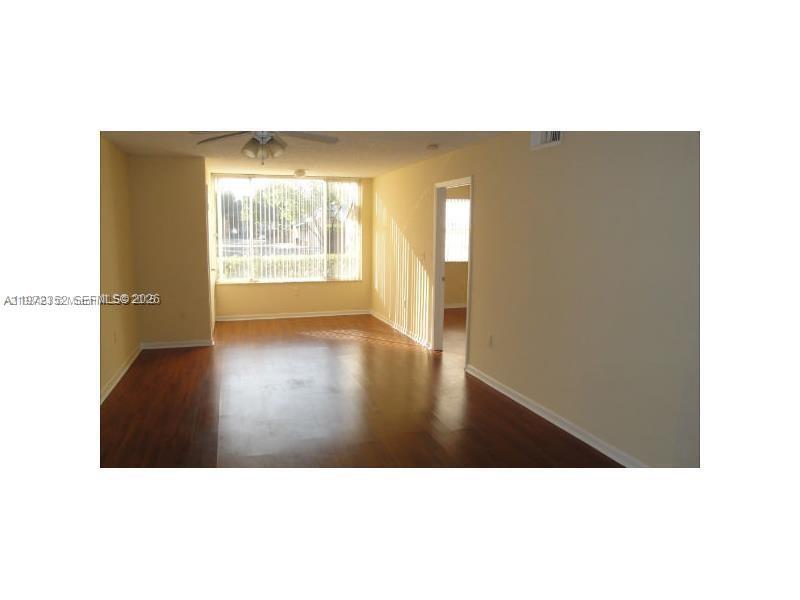 A11972352 Property Photo 4