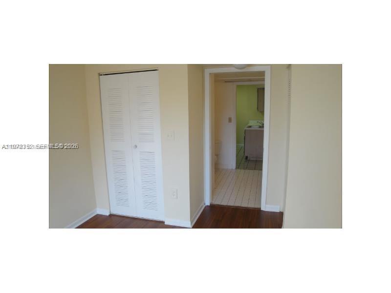 A11972352 Property Photo 6