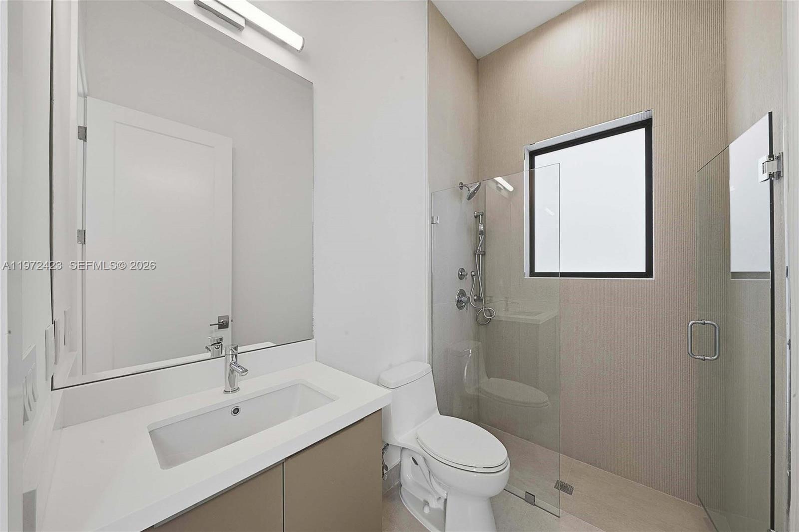 5718 Ashwood Circle W Property Photo 22