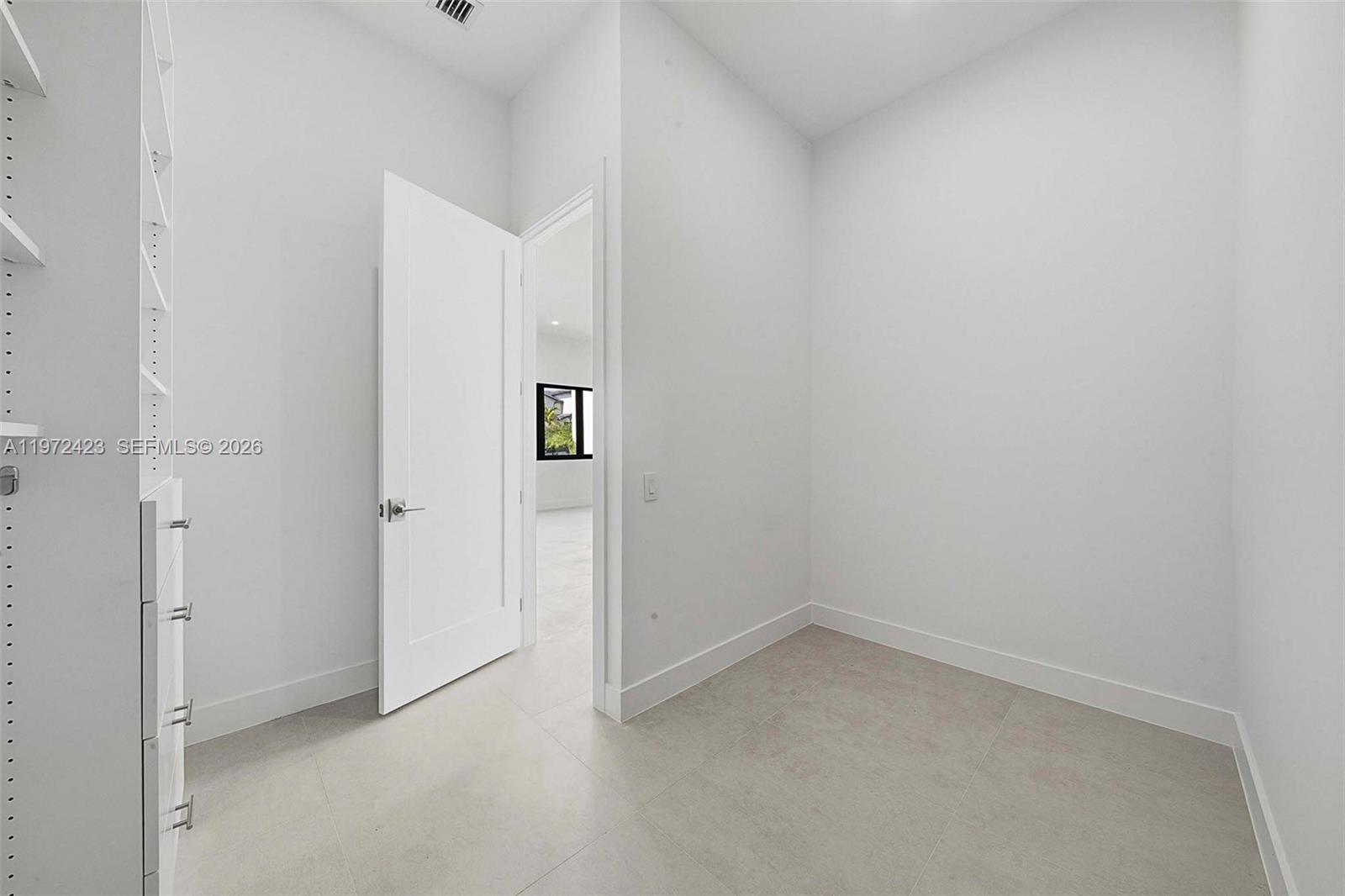 5718 Ashwood Circle W Property Photo 46