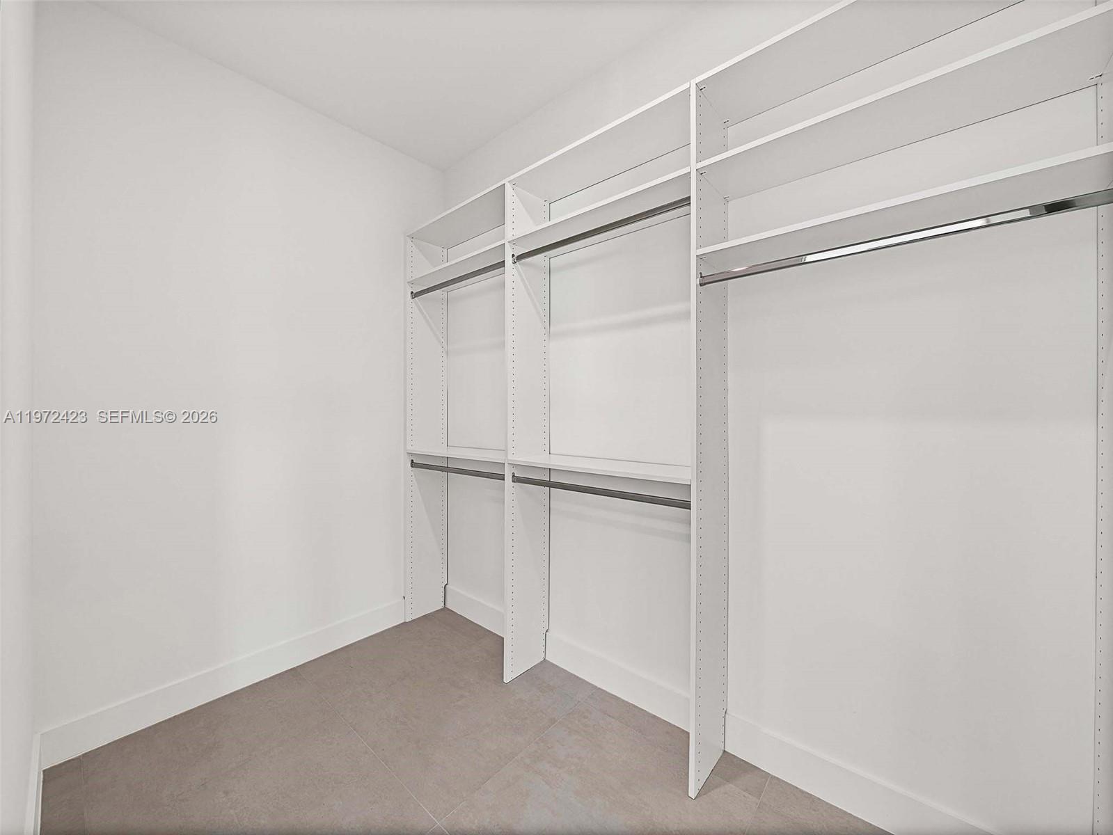 5718 Ashwood Circle W Property Photo 74