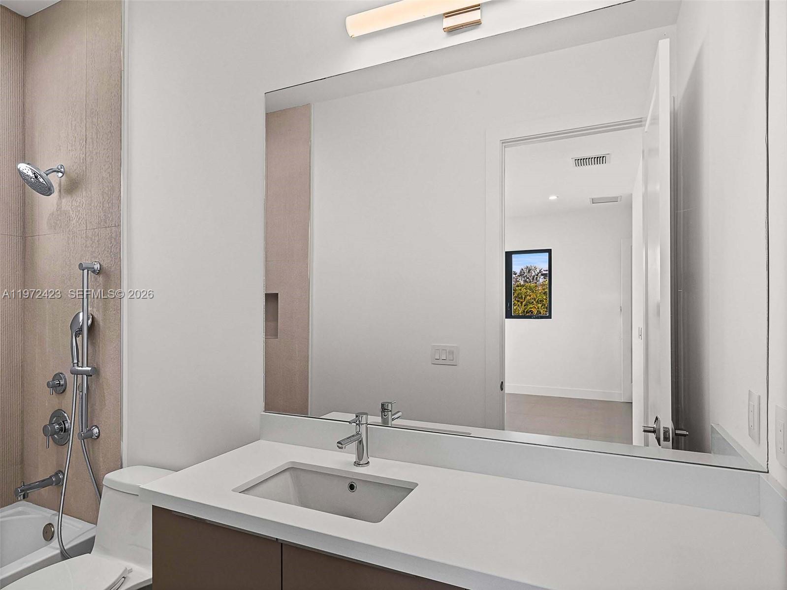 5718 Ashwood Circle W Property Photo 76