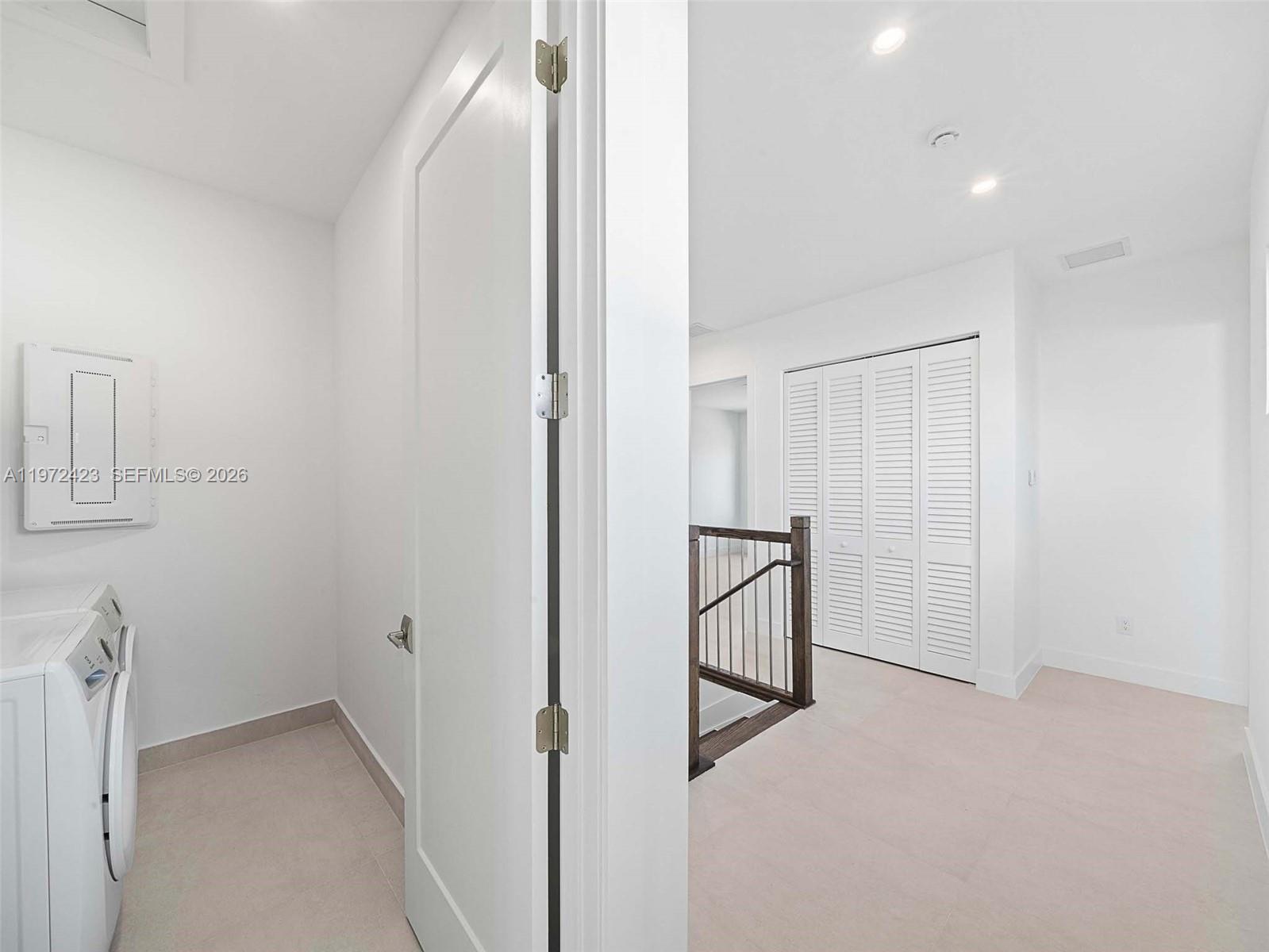 5718 Ashwood Circle W Property Photo 80