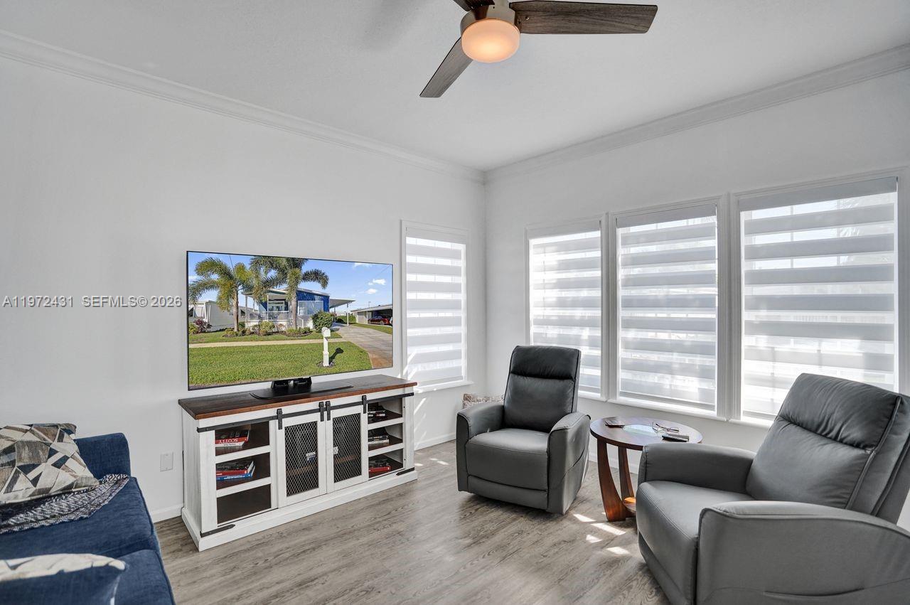 4035 Marigold Road Property Photo 9