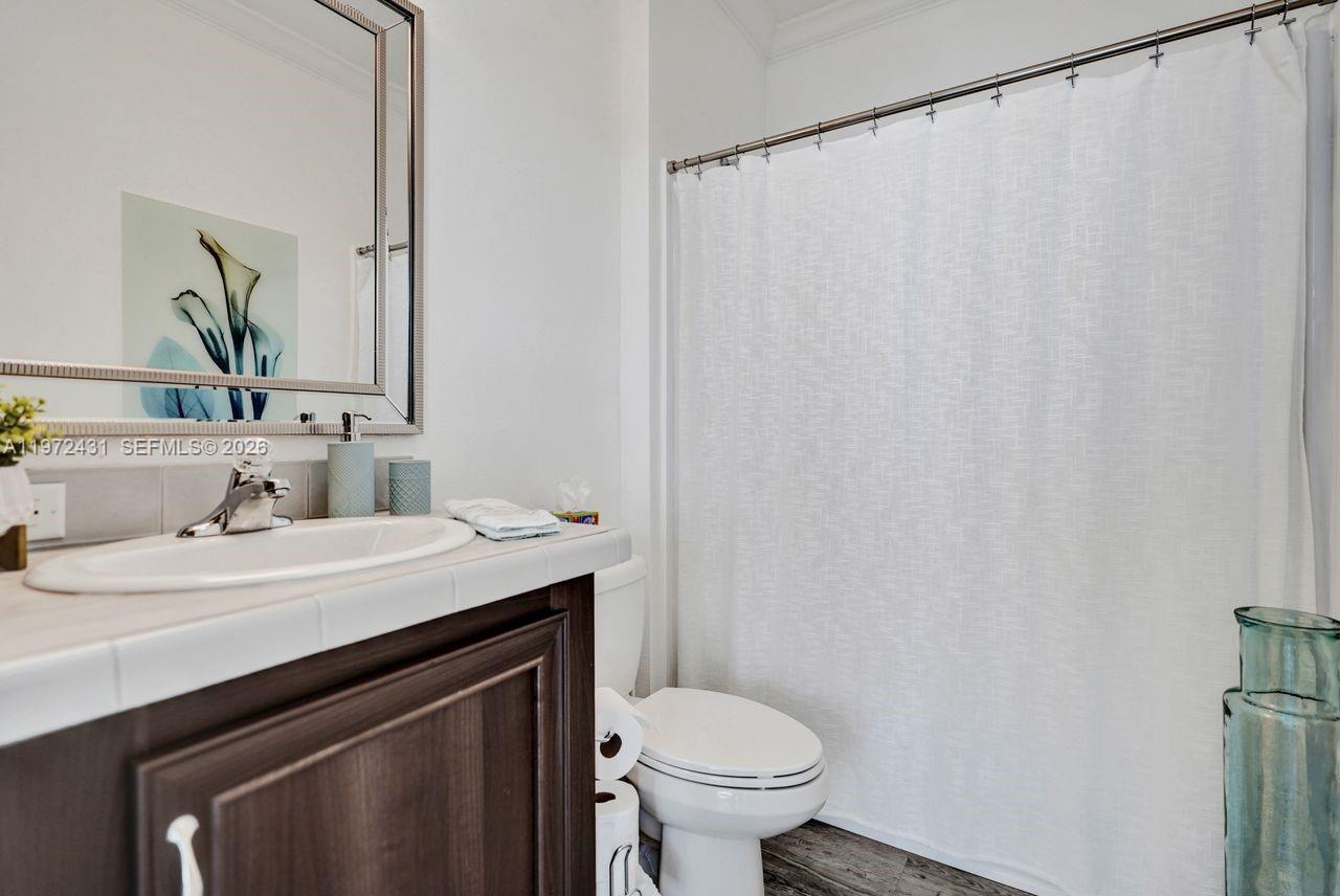 4035 Marigold Road Property Photo 18